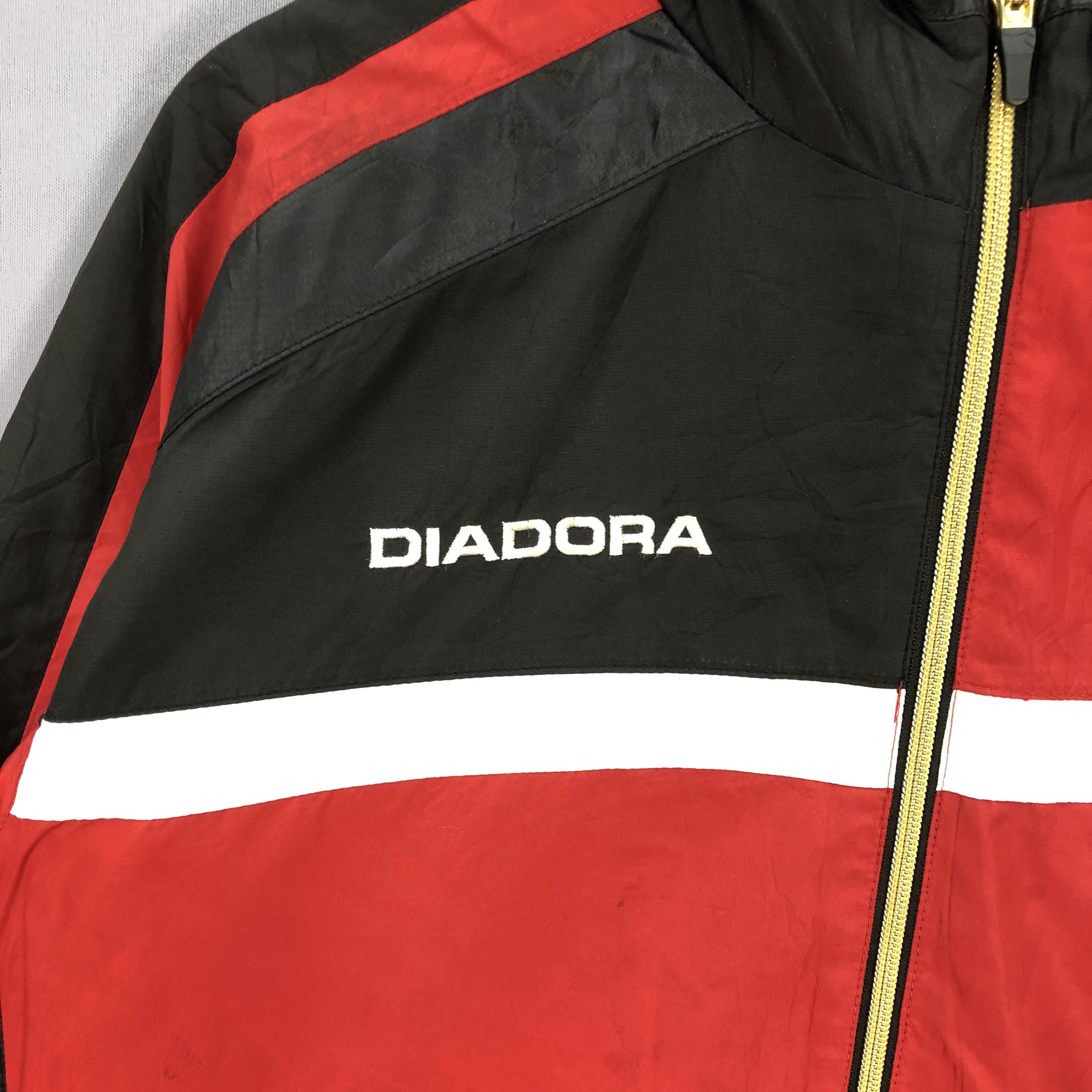 Diadora × Vintage Vintage Diadora Windbreaker Jacket Size US L / EU 52-54 / 3 - 4 Thumbnail