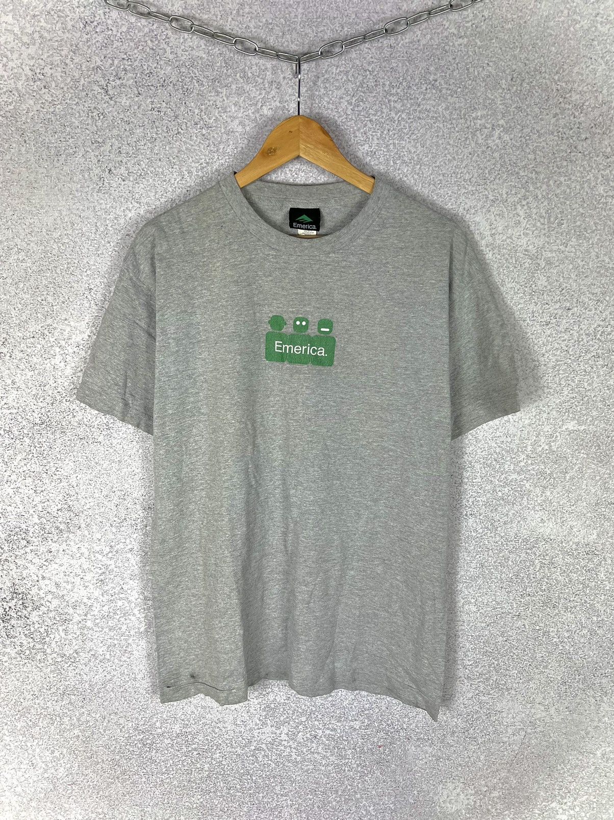 Vintage Vintage Y2K Emerica Box Logo T-Shirt Skateboard Tee Size US M / EU 48-50 / 2 - 1 Thumbnail