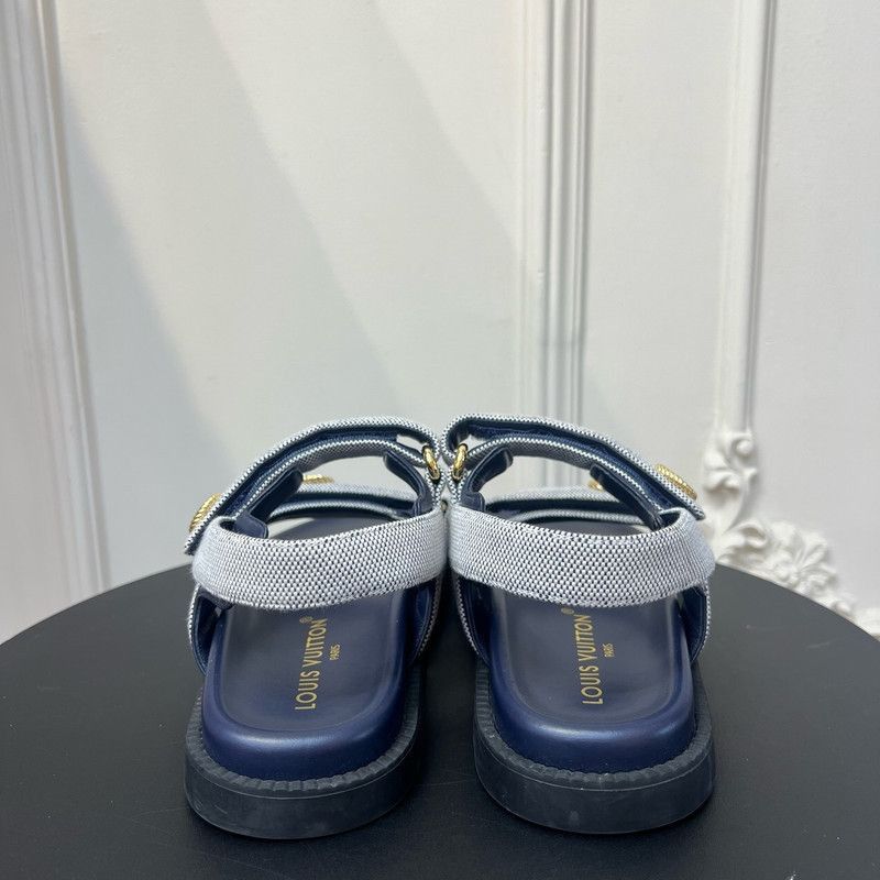 Louis Vuitton Louis Vuitton Stylish Comfortable Slide Sandals for Women - Size US 7 / IT 37 - 1 Thumbnail