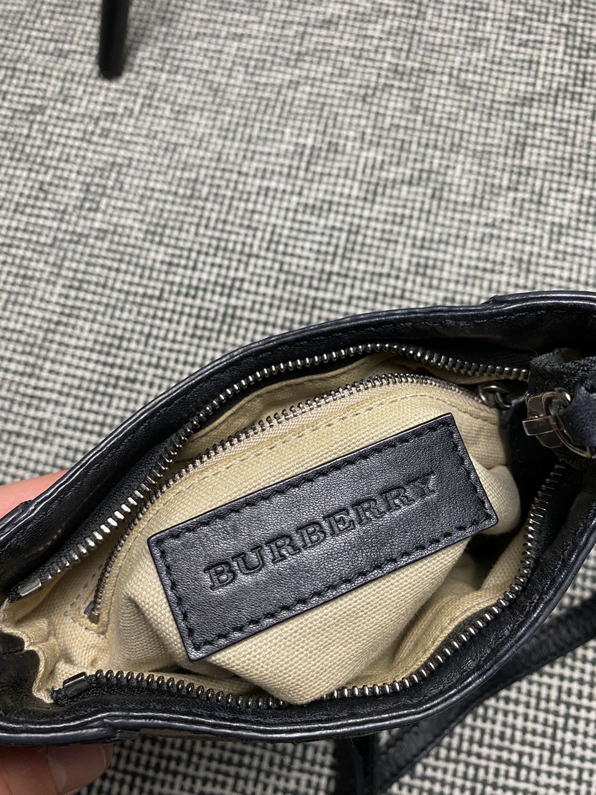 Burberry × Vintage Rare vintage Burberry cross body bags woman’s y2k Size ONE SIZE - 16 Thumbnail