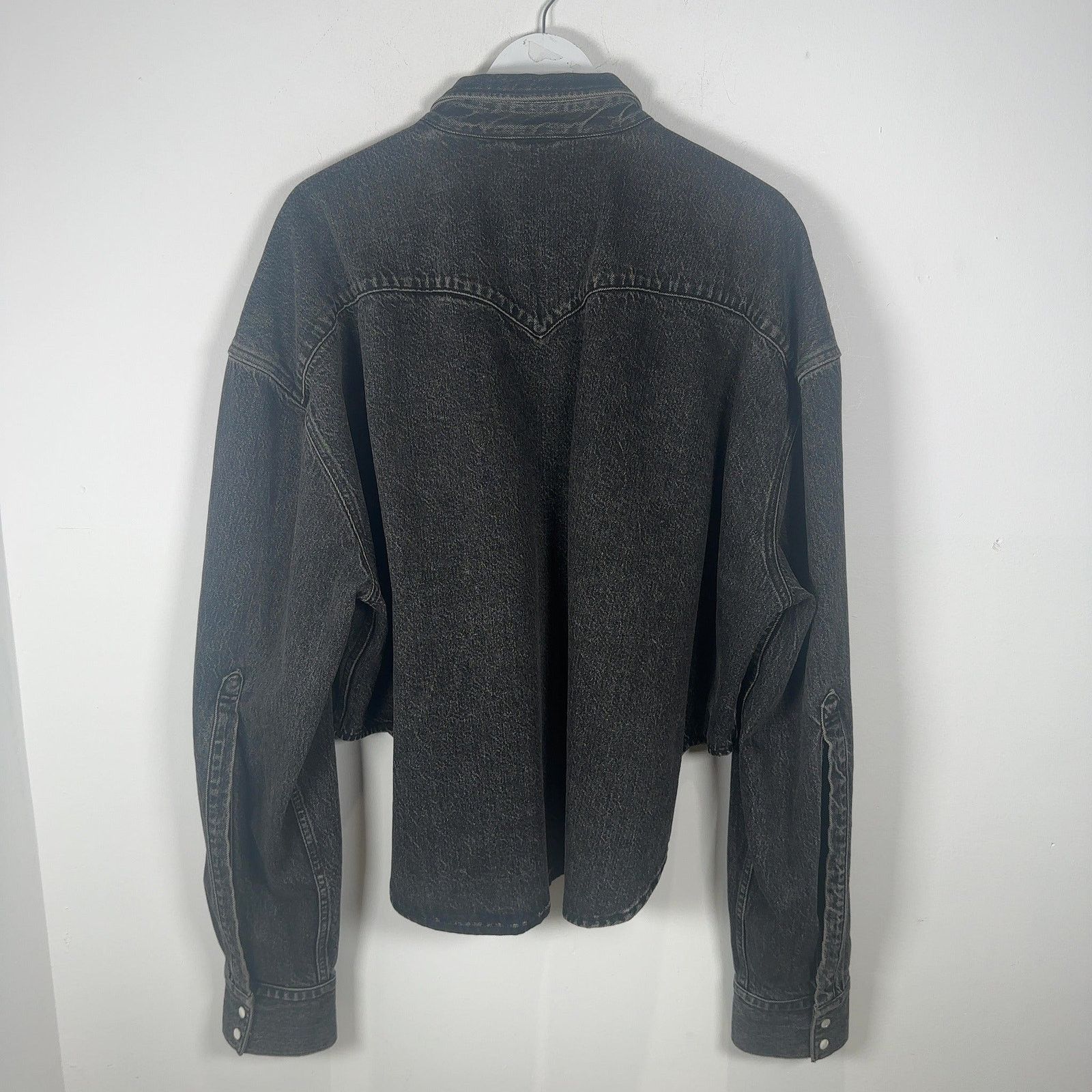 Levi's × Vetements Vetements x Levi's Black Washed Denim Shirt Size 7XL Size US XXL / EU 58 / 5 - 6 Thumbnail