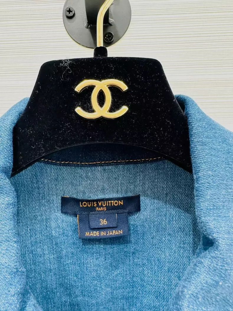 Louis Vuitton Louis Vuitton Denim Jacket Size XS / US 0-2 / IT 36-38 - 2 Thumbnail