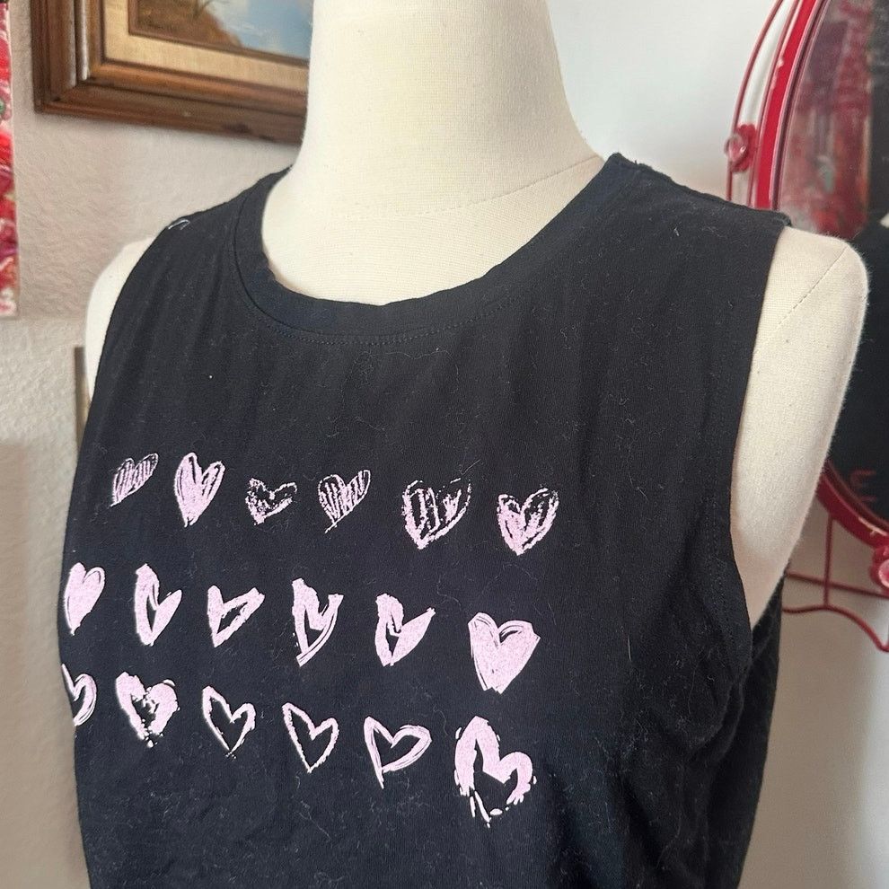 Old Navy old navy pink heart graphic black tank top Size L / US 10 / IT 46 - 2 Thumbnail