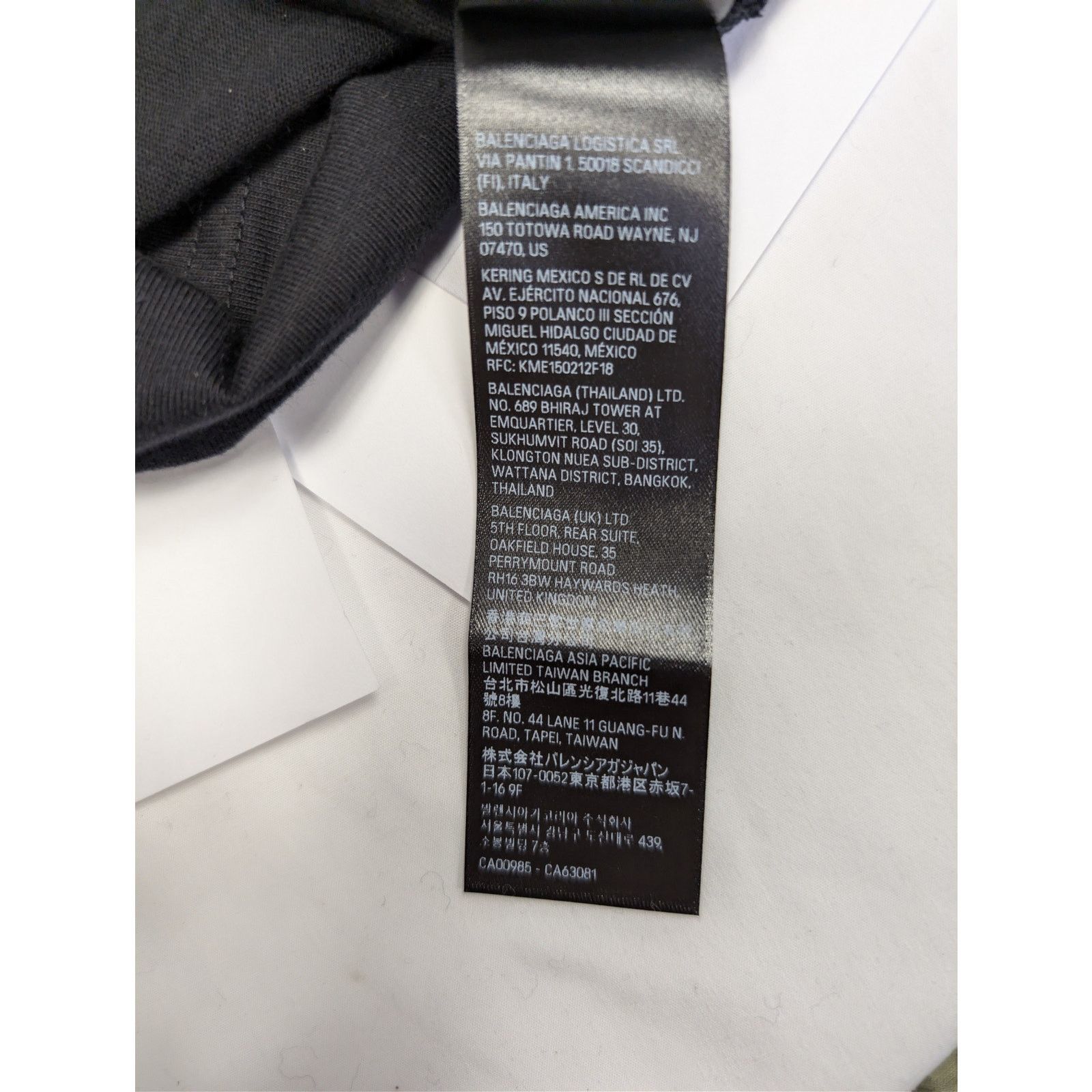 Balenciaga o1rshd1 Hand Drawn BB Icon Vintage Jersey Medium Fit T-Shirt Size US XS / EU 42 / 0 - 21 Thumbnail