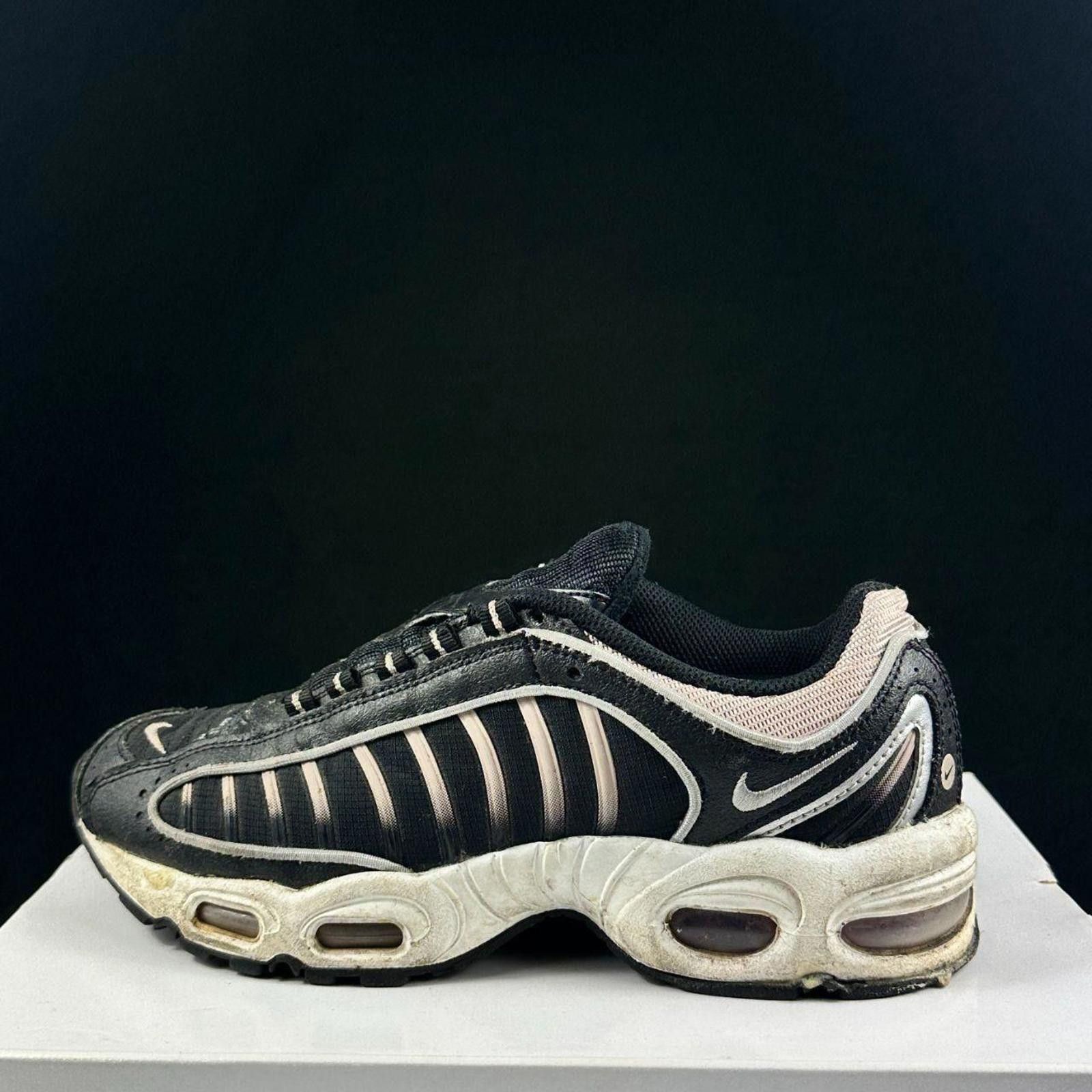Nike 🌪️ VINTAGE BLACK NIKE AIR MAX TAILWIND IV 🌪️ Size US 7.5 / IT 37.5 - 1 Thumbnail