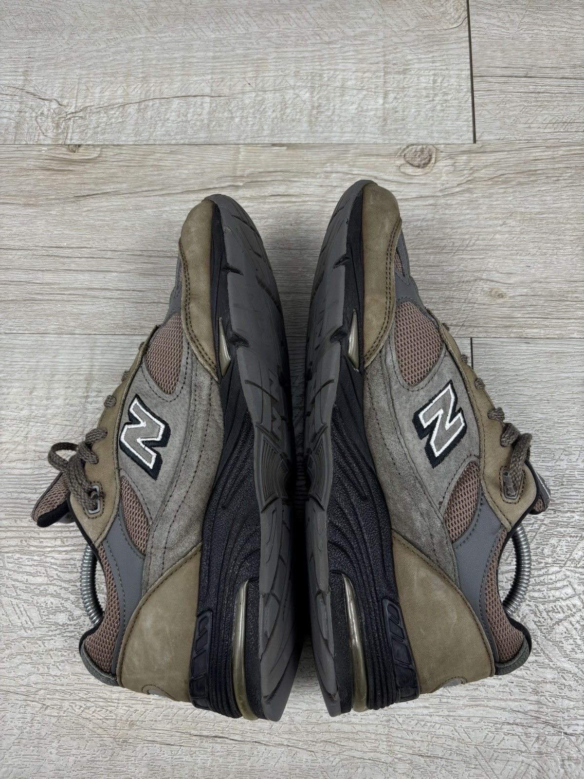 New Balance Rare 991 Made in England Khaki Sneakers Lace-Up Shoes Low-Top Trainers Size US 10 / EU 43 - 7 Thumbnail