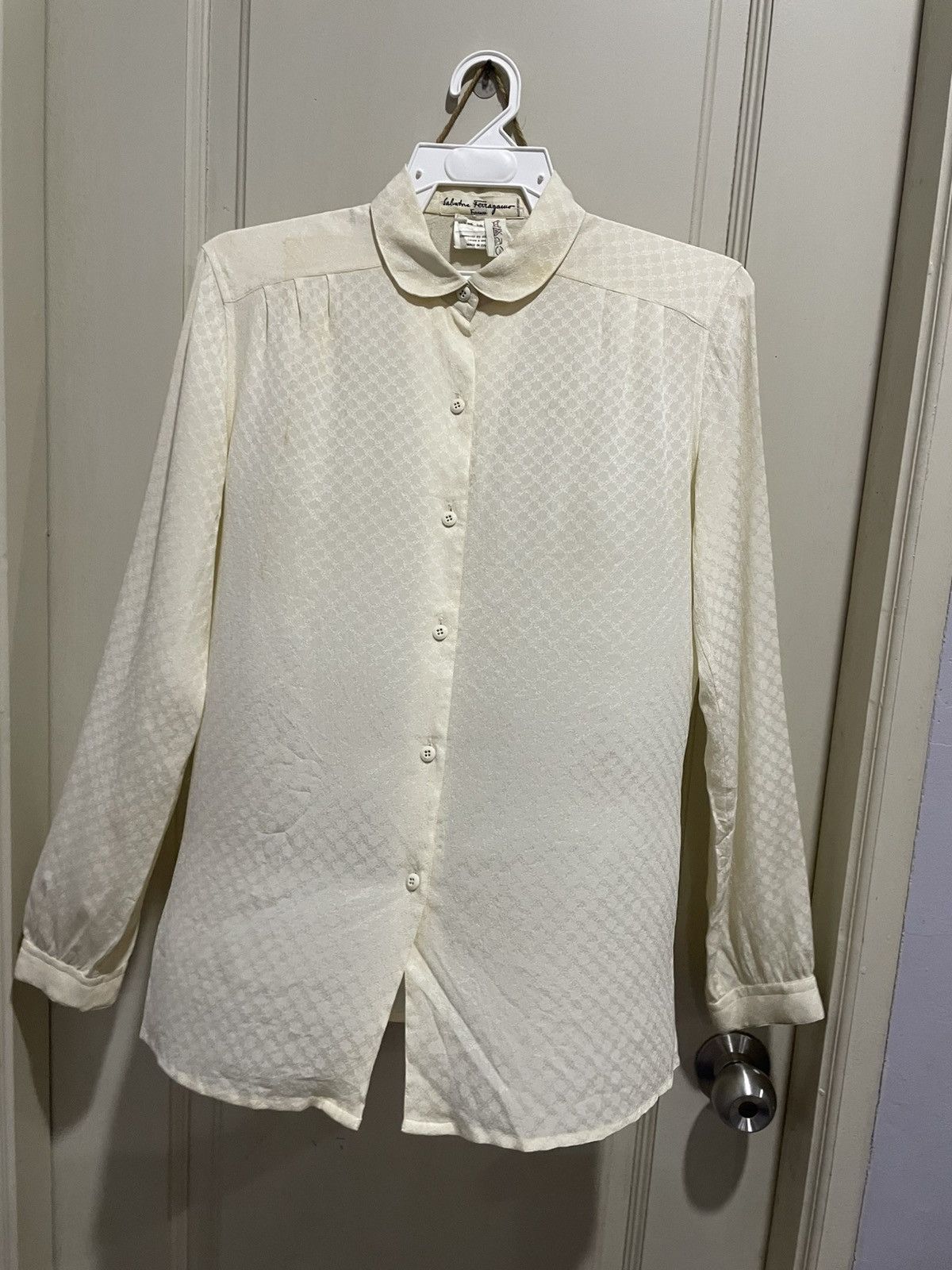 Salvatore Ferragamo VTG Salvatore Ferragamo Firenze 100% Silk Shirts Size M / US 6-8 / IT 42-44 - 17 Thumbnail