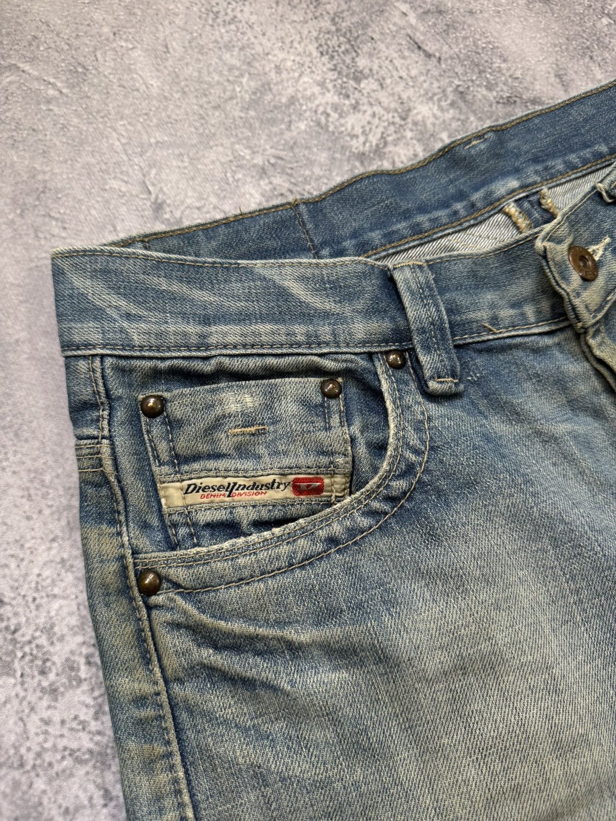Diesel Vintage Diesel jeans Big Logo Size US 30 / EU 46 - 13 Thumbnail