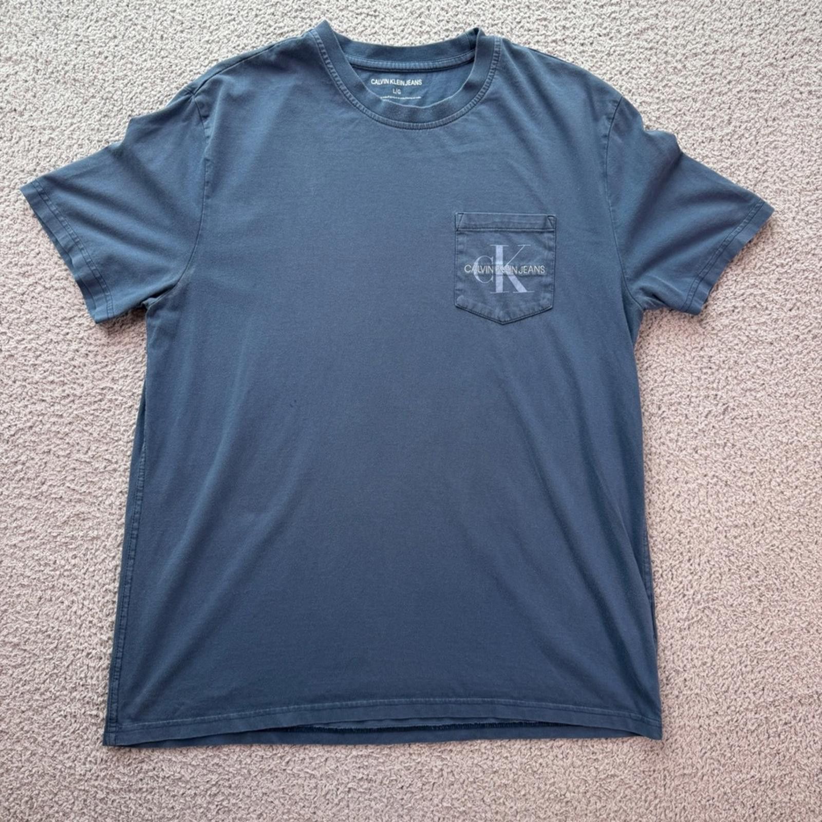 Other Calvin Klein Jeans Mens L Blue Pocket T-Shirt CK Logo Tee L Size US L / EU 52-54 / 3 - 1 Thumbnail
