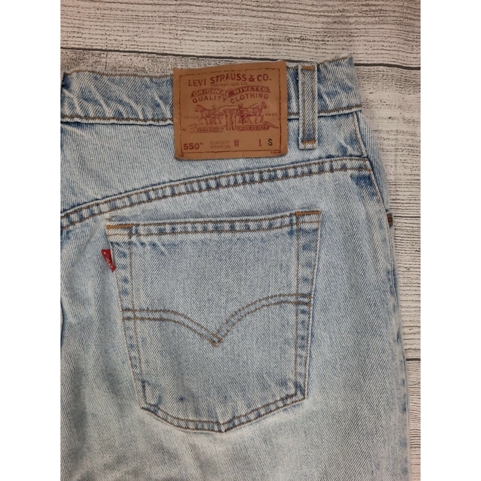 Levi's VINTAGE Levi's 550 Women's Relaxed Tapered High Waist Denim Jeans 16 Reg Blue 90s USA Womens Jeans Mens? Size 38" / US 16 / IT 52 - 6 Thumbnail