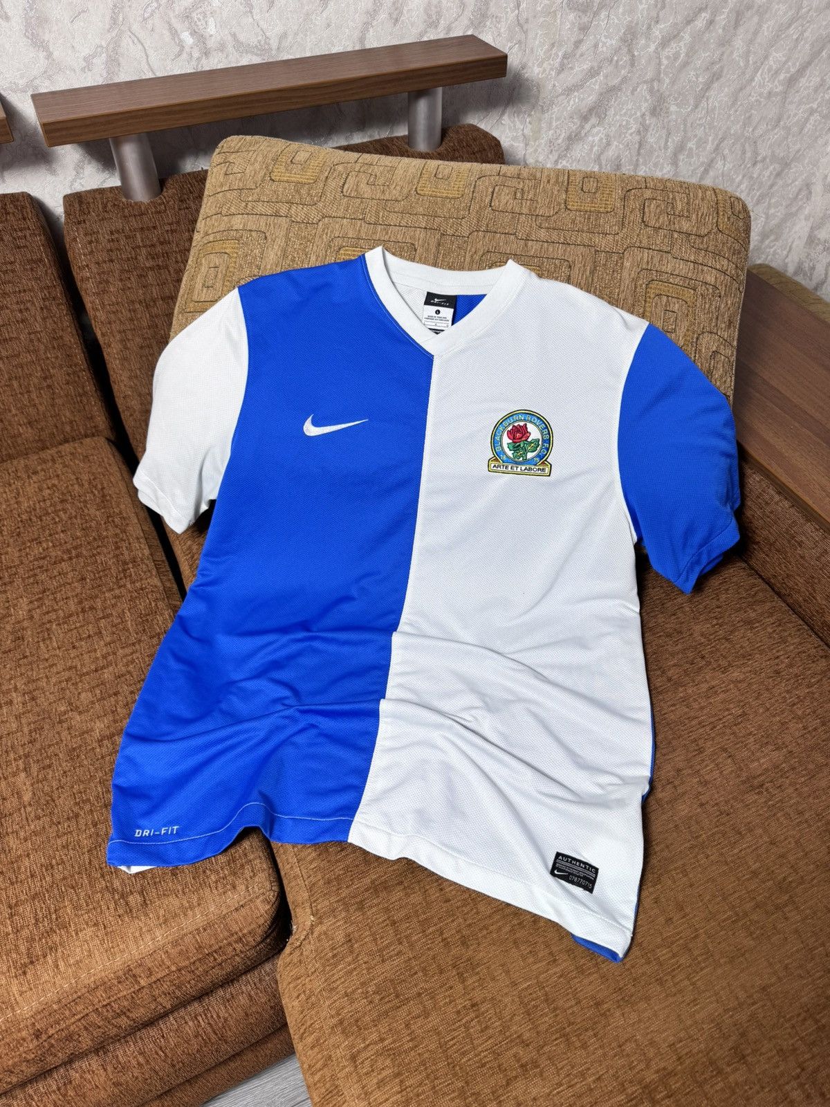 Nike Nike Blackburn Rovers Home 2012-2013 football shirt jersey Size US L / EU 52-54 / 3 - 1 Thumbnail