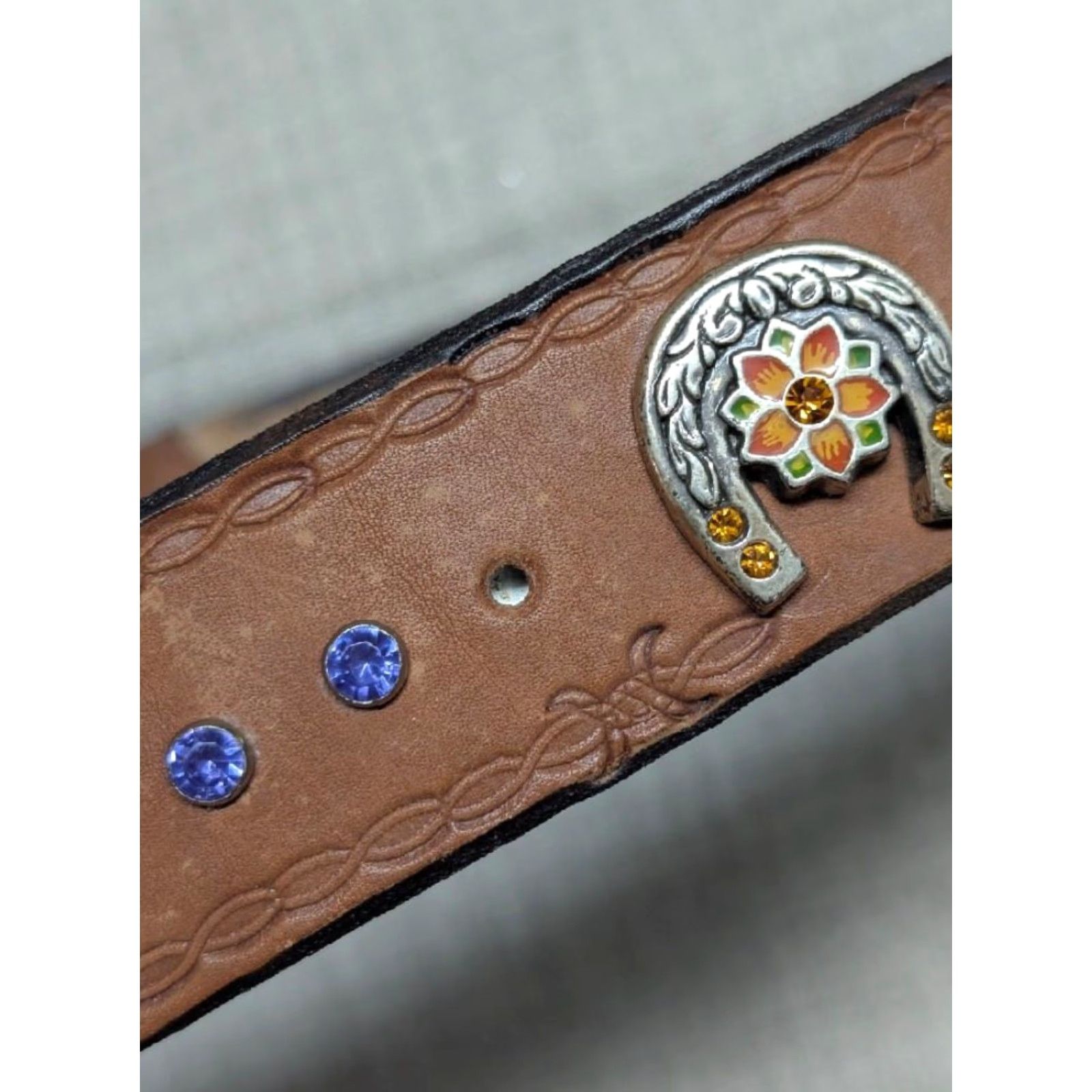 Vintage VINTAGE HANDCRAFTED Western Belt Unisex Adults 32 Brown Tooled Rhinestone Studded Cowboy Buckle Belt Western 90s Size 32 - 5 Thumbnail