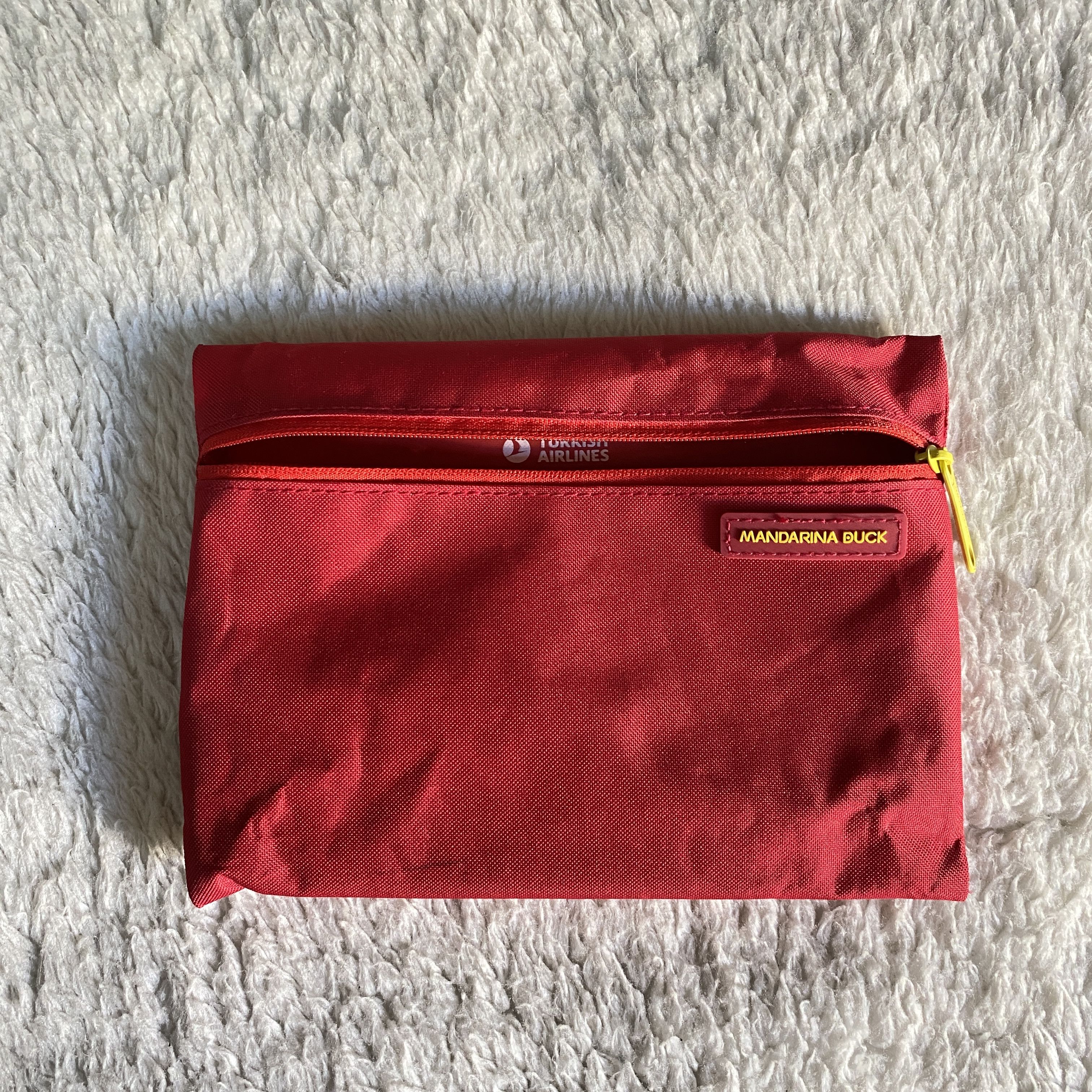 Other Mandarina Duck Amenity Kit Bag – Light Red – Brand New Size ONE SIZE - 4 Thumbnail