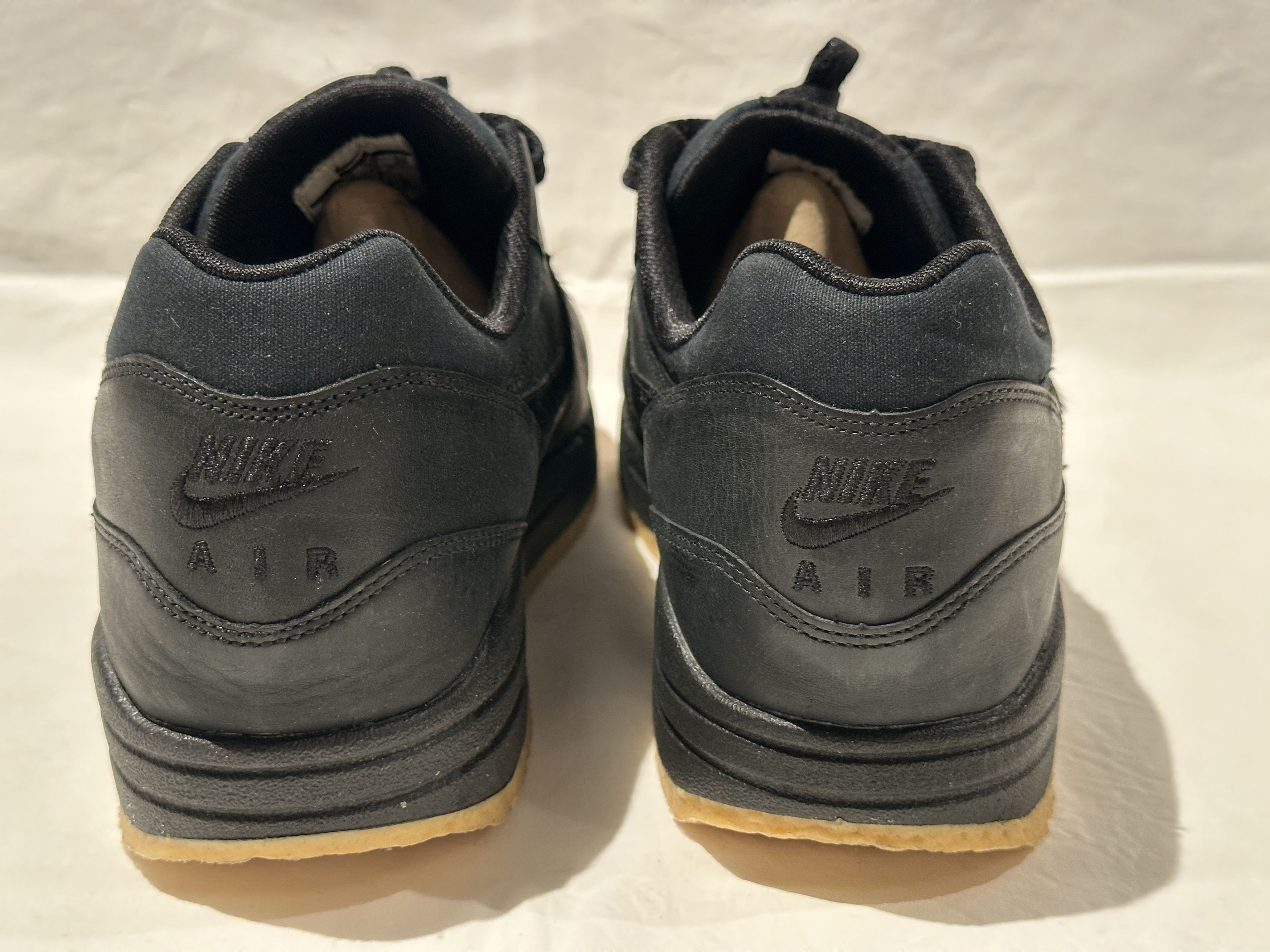 Nike BRAND NEW NIKE AIR MAX 1 PRM QS 'BLACK CREPE' GUM SOLE SZ 11 Size US 11 / EU 44 - 3 Thumbnail