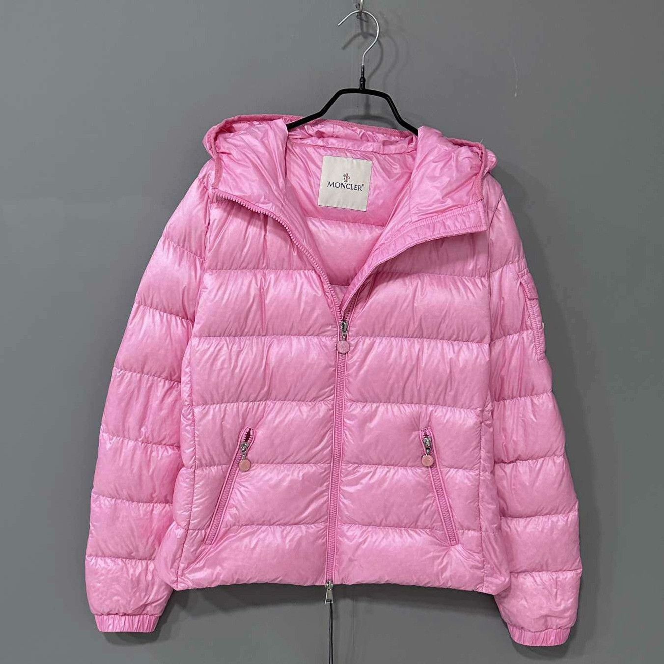 Moncler Moncler Down Pink Down Jacket L Women Size L / US 10 / IT 46 - 1 Thumbnail