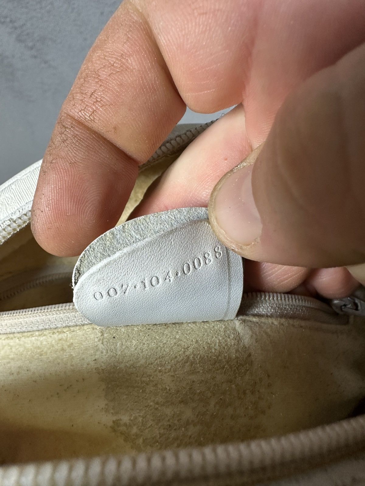 Gucci Vintage Gucci GG Micro Guccissima Canteen Circle Round Bag Size ONE SIZE - 13 Thumbnail