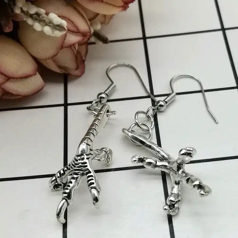 Jewelry × Vintage Gothic Witch Retro and Eagle Claw Earrings Size ONE SIZE - 2 Thumbnail