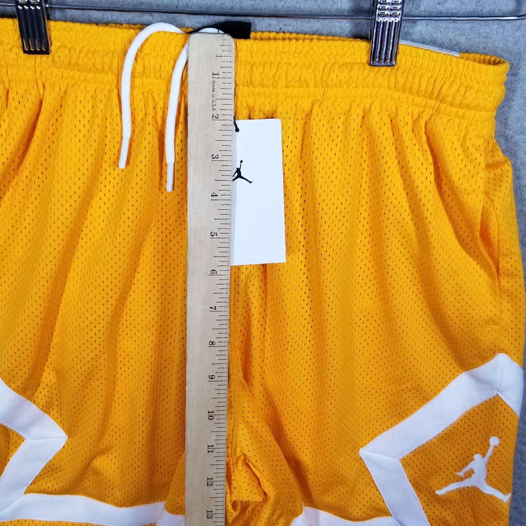 Nike VINTAGE Nike Jordan Shorts Athletic Women Small Orange 90s Basketball RunningActivewear Size 28" / US 6 / IT 42 - 5 Thumbnail