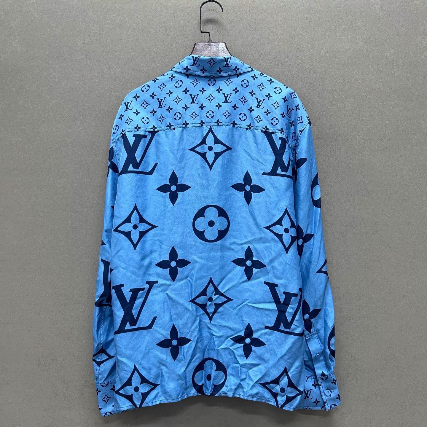 Louis Vuitton Louis Vuitton 99 New Monogram Silk Shirt 38 Size US S / EU 44-46 / 1 - 2 Thumbnail