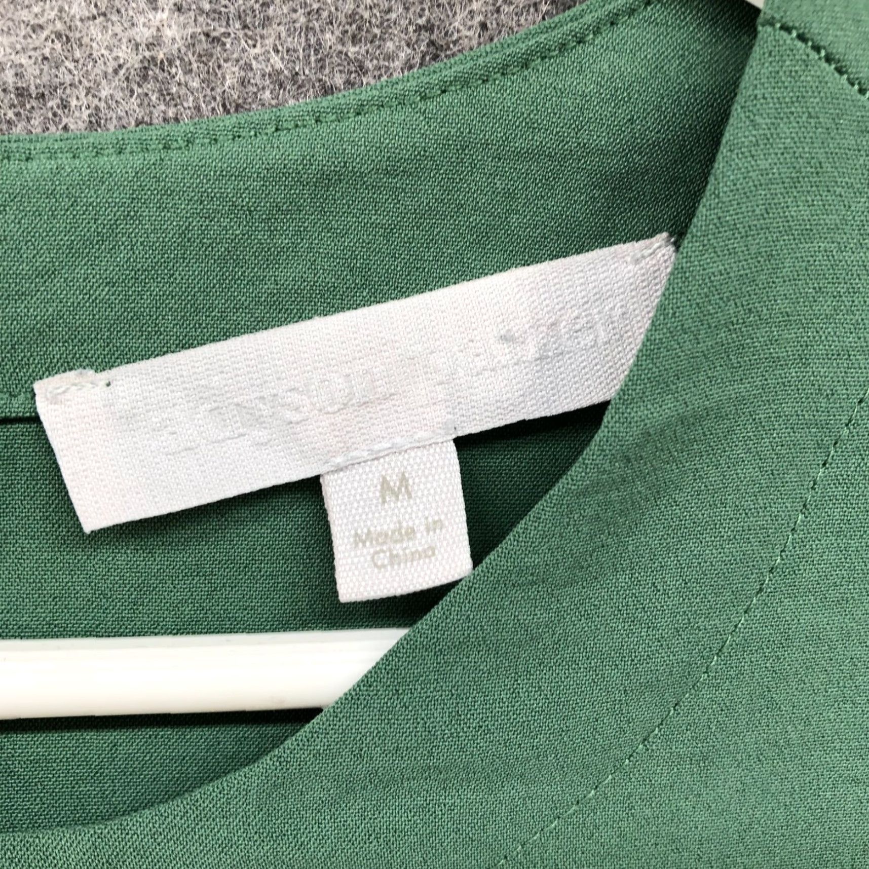 Vintage Adyson Parker Blouse Shirt Womens M Sage Green Crewneck Short Sleeve Chiffon Polyester Size M / US 6-8 / IT 42-44 - 5 Thumbnail