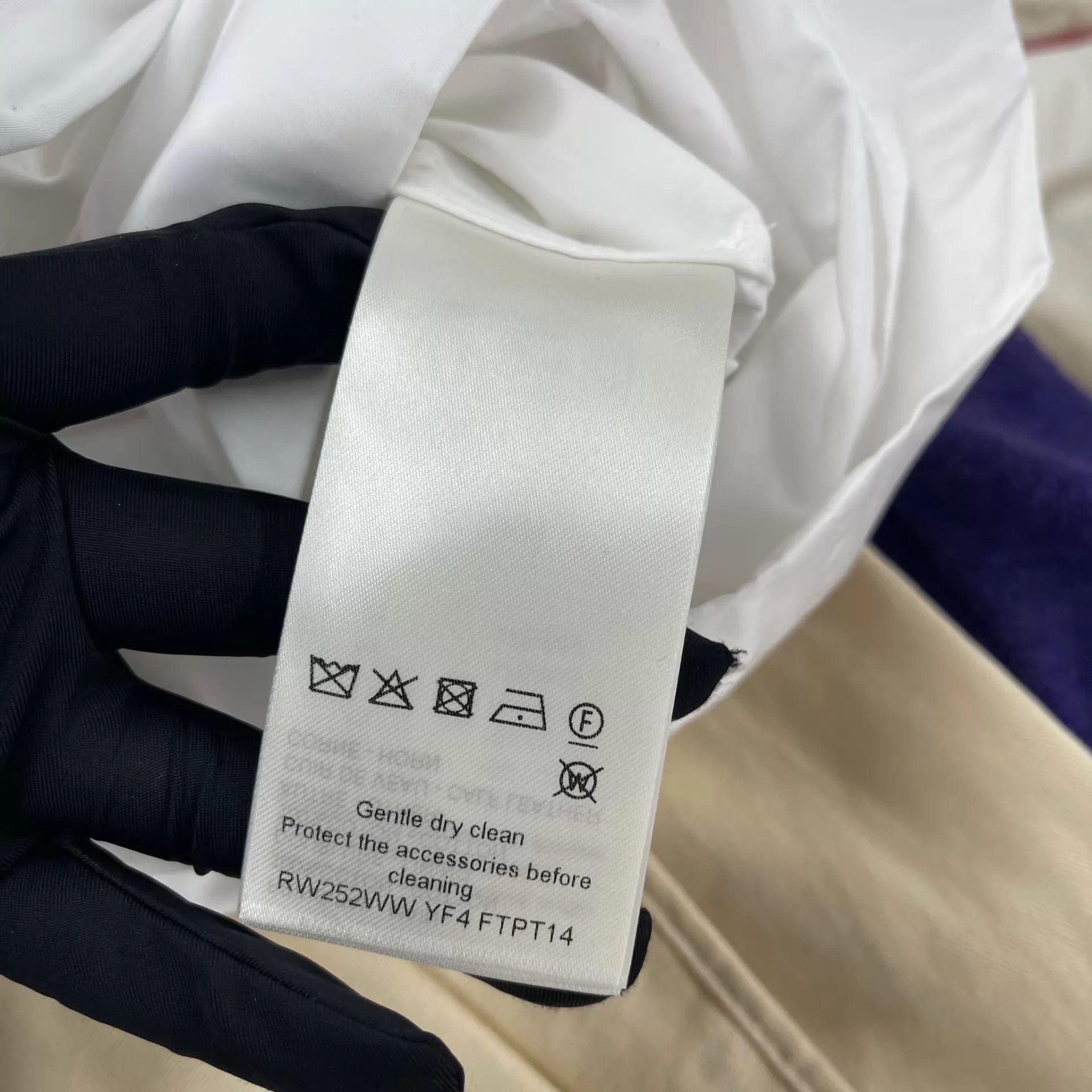 Louis Vuitton LV White New with Tags 34 Pants Size 25" / US 0 / IT 36 - 4 Thumbnail