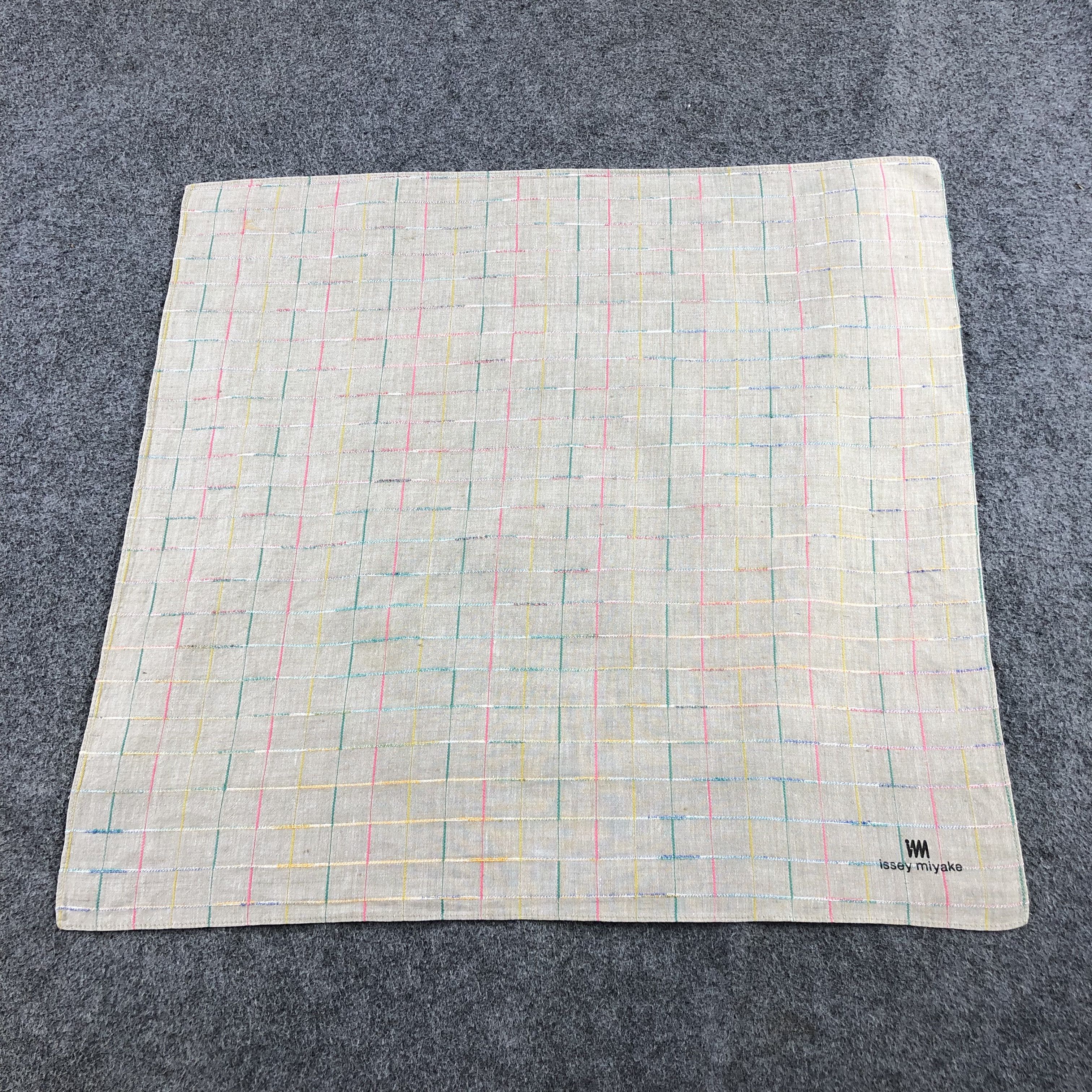Issey Miyake Issey Miyake Handkerchief Neckerchief Bandana H1439 Size ONE SIZE - 2 Thumbnail