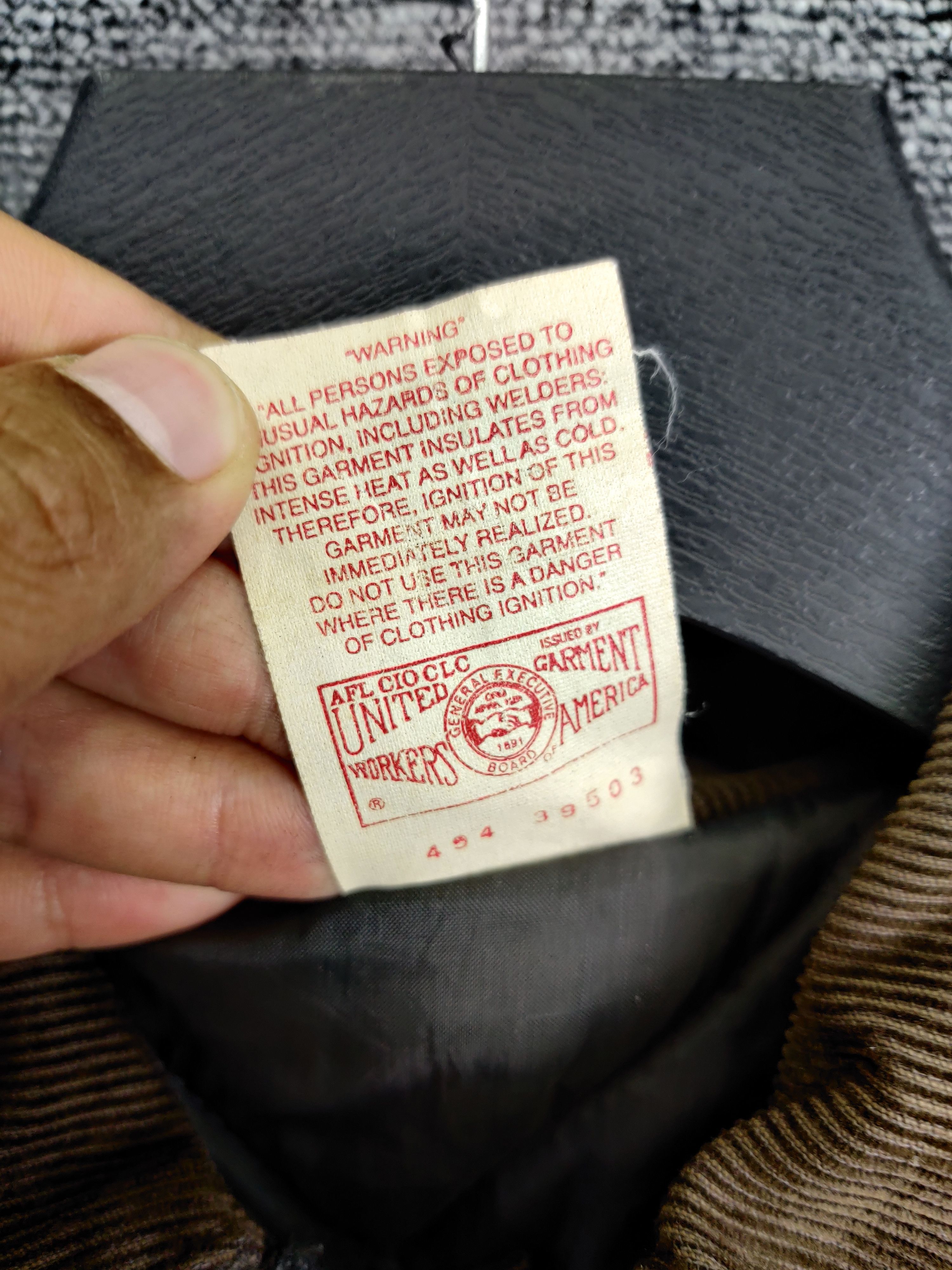 Carhartt Vintage 90s Carhartt Duck Canvas Work Jacket Size US L / EU 52-54 / 3 - 9 Thumbnail