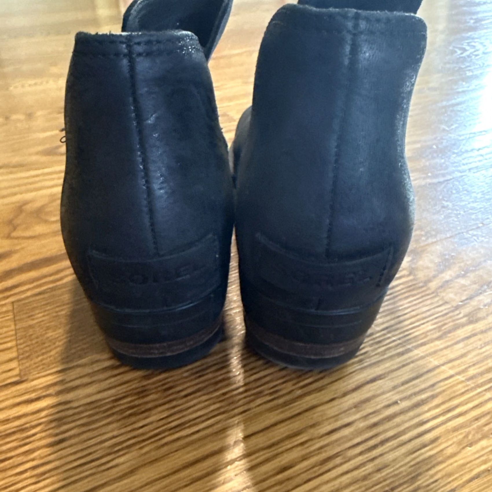SOREL Sorel Lolla Bootie Boots Size 8 Black Distressed Suede Low Heel Womens Cutout Ankle Bootie Booties Leather Insole Rubber Outsole Size US 8 / IT 38 - 7 Thumbnail
