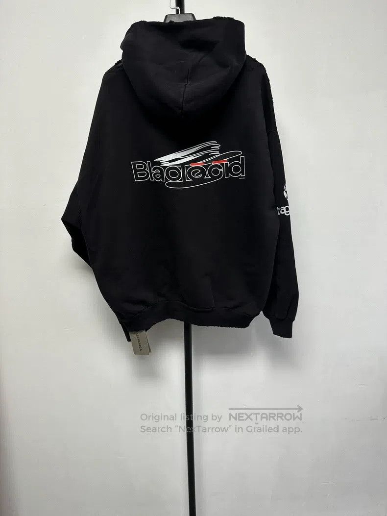 Balenciaga Balenciaga Letter Printed Hooded Long Sleeve Hoodie Size US S / EU 44-46 / 1 - 2 Thumbnail