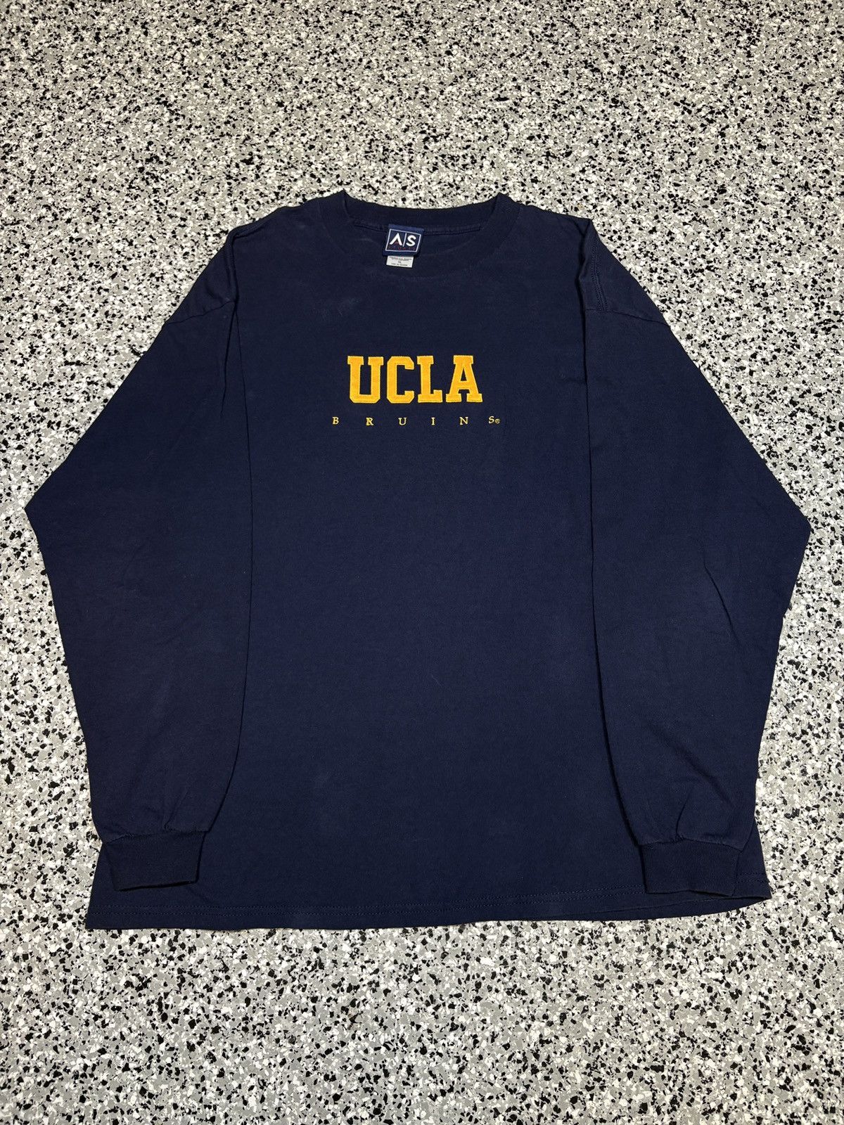 NCAA Vintage 2000s AS Sports UCLA College L/S Tee Size XL 0652 Size US XL / EU 56 / 4 - 1 Thumbnail