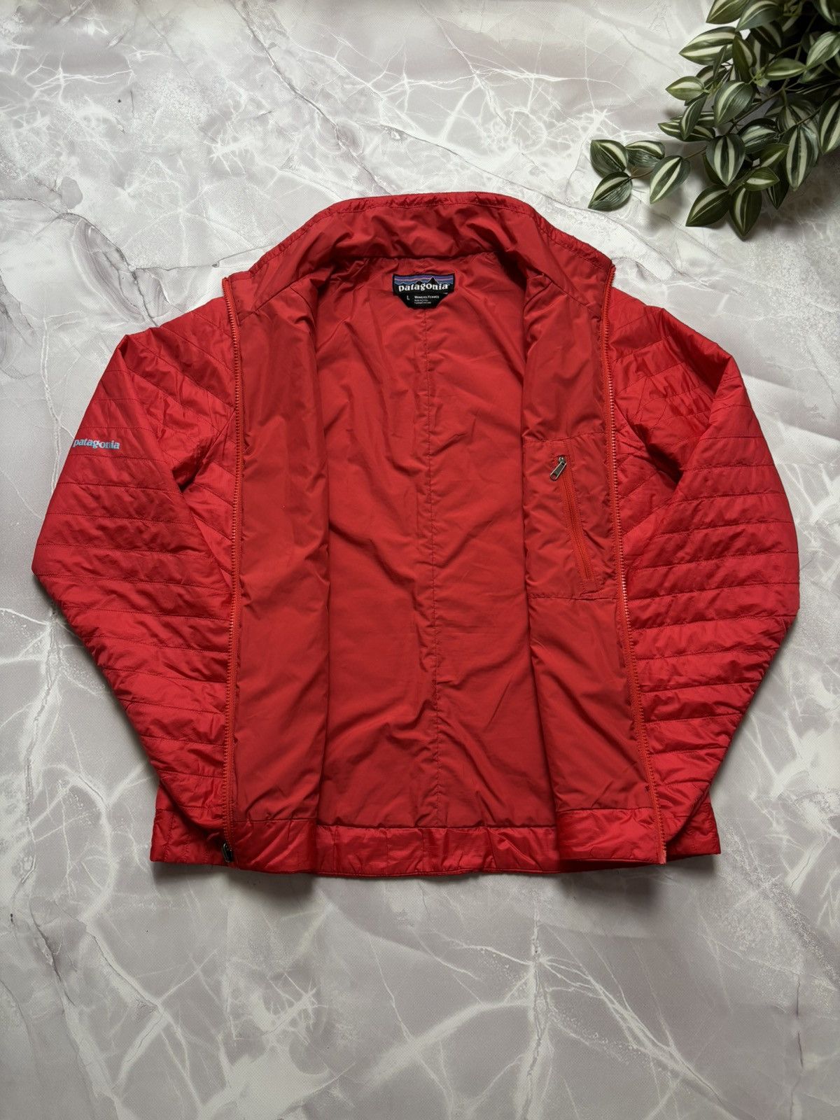 Patagonia Patagonia Insulated Liner Jacket Coat Red Womens Size L Size L / US 10 / IT 46 - 8 Thumbnail