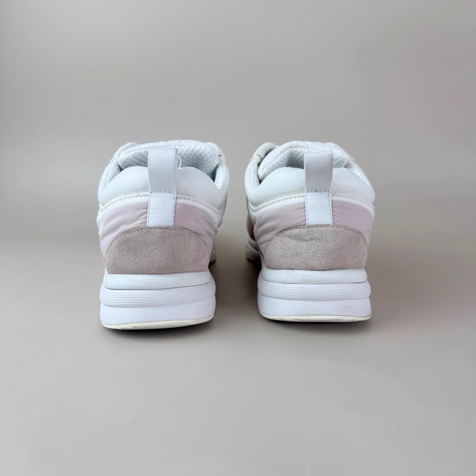 Chanel CHANEL white pink CC sneakers 38 mint Size US 7.5 / IT 37.5 - 3 Thumbnail