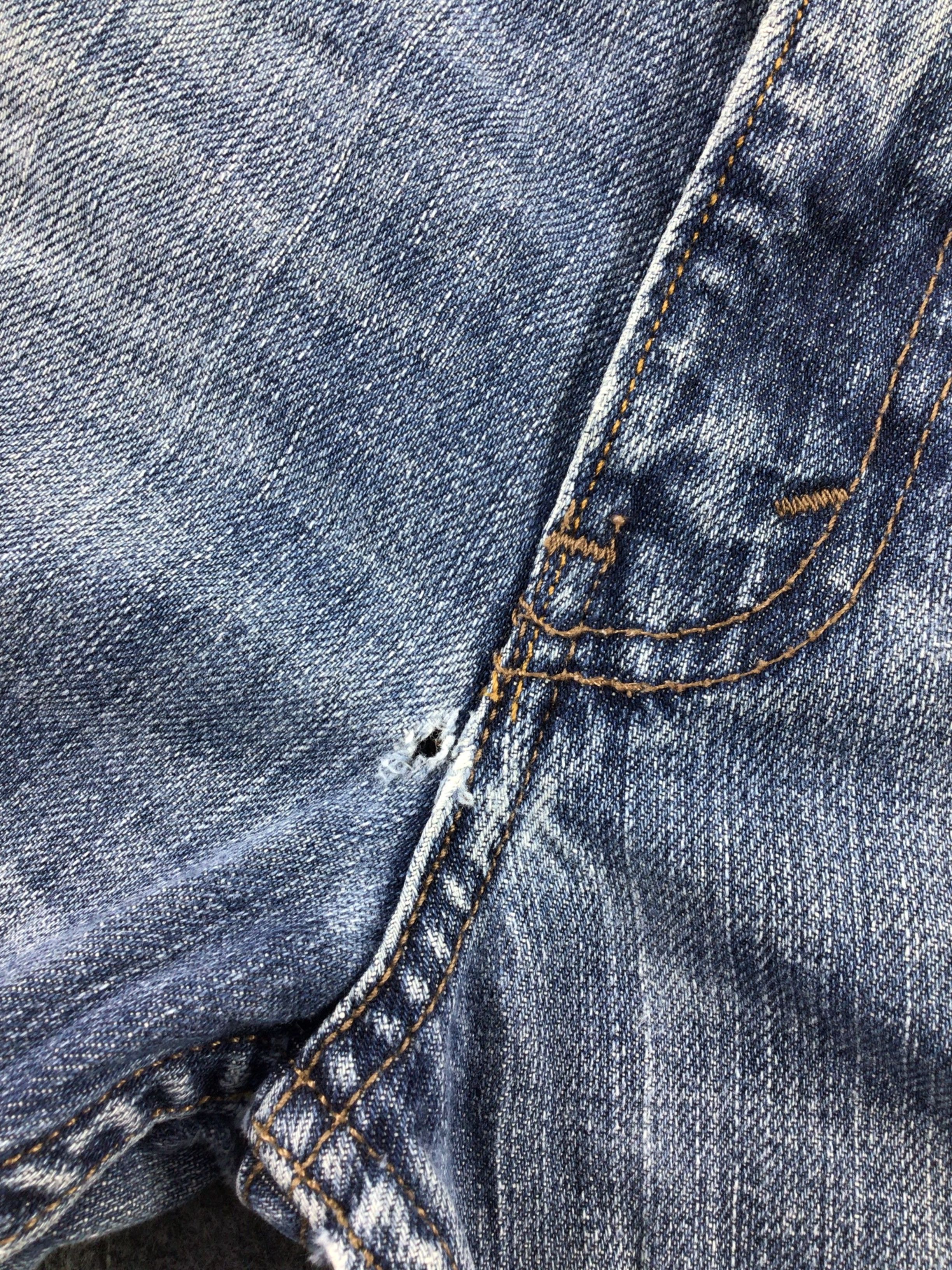Levi's Vintage Levis 569 Jeans Distressed Denim -J845 Size US 36 / EU 52 - 8 Thumbnail