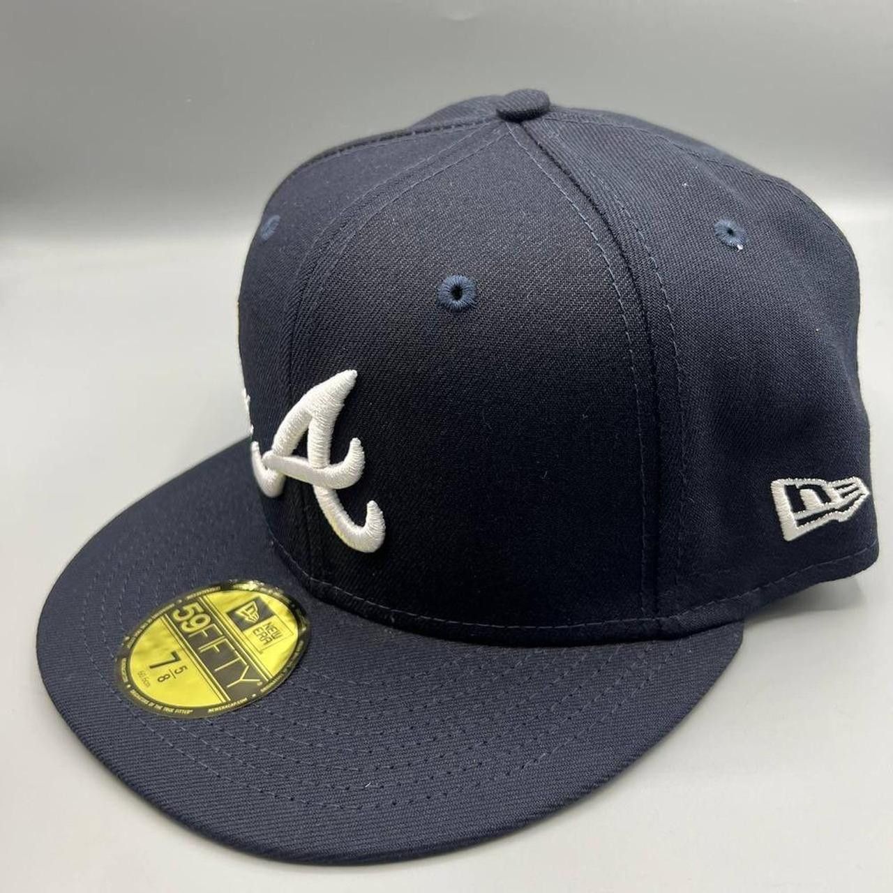New Era Atlanta Braves Hat Men 7 5/8 Floral 59Fifty New Era Fitted Size ONE SIZE - 8 Thumbnail