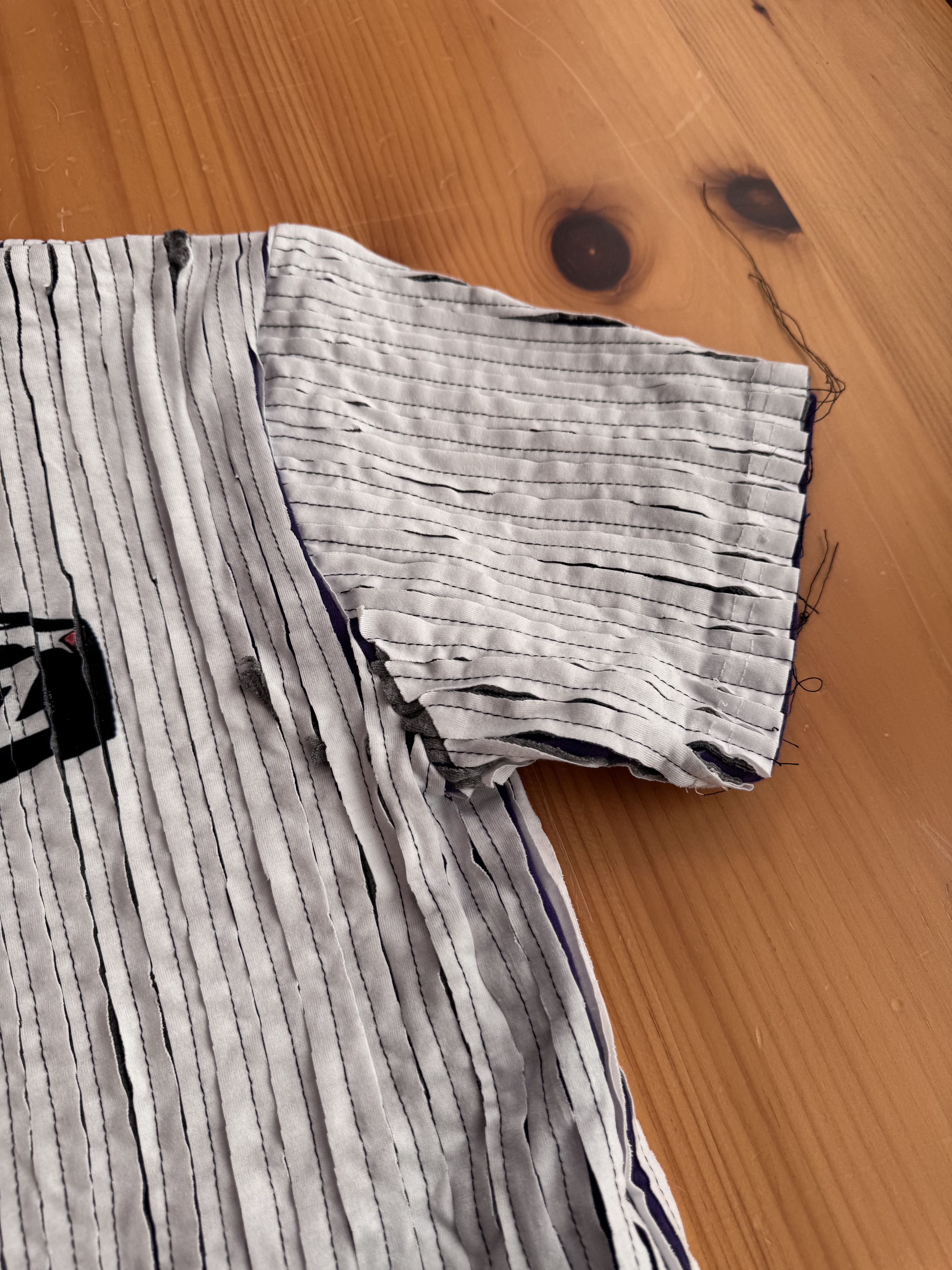 Japanese Brand JRAT 1/1 Reconstructed T-shirt Size US L / EU 52-54 / 3 - 9 Thumbnail