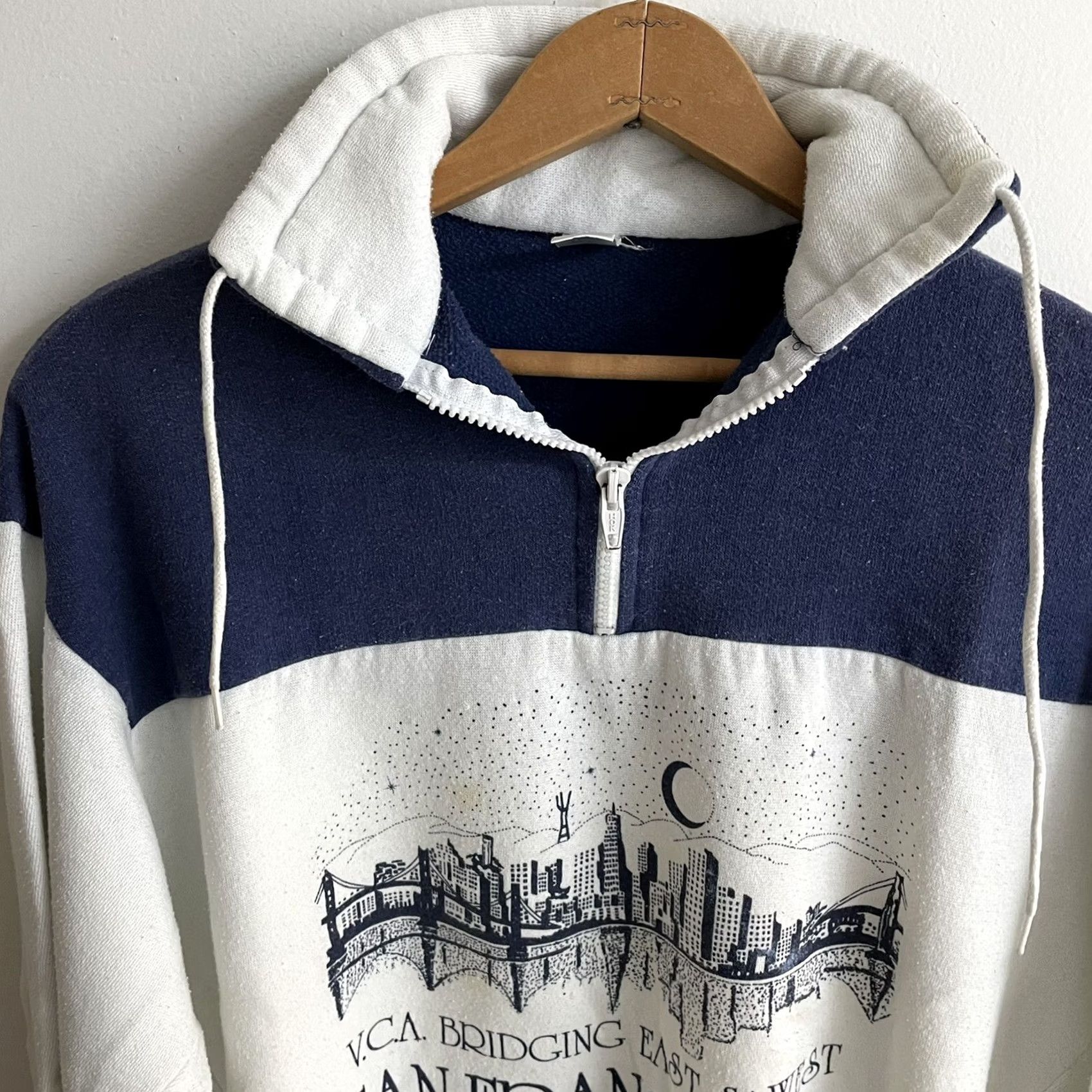 Nautica VINTAGE Milliken VTG Super 80s SanFran California Navy Nautical Sweatshirt Zip Large Skyline VCA Mens L Blue USA 80s Size US L / EU 52-54 / 3 - 3 Thumbnail