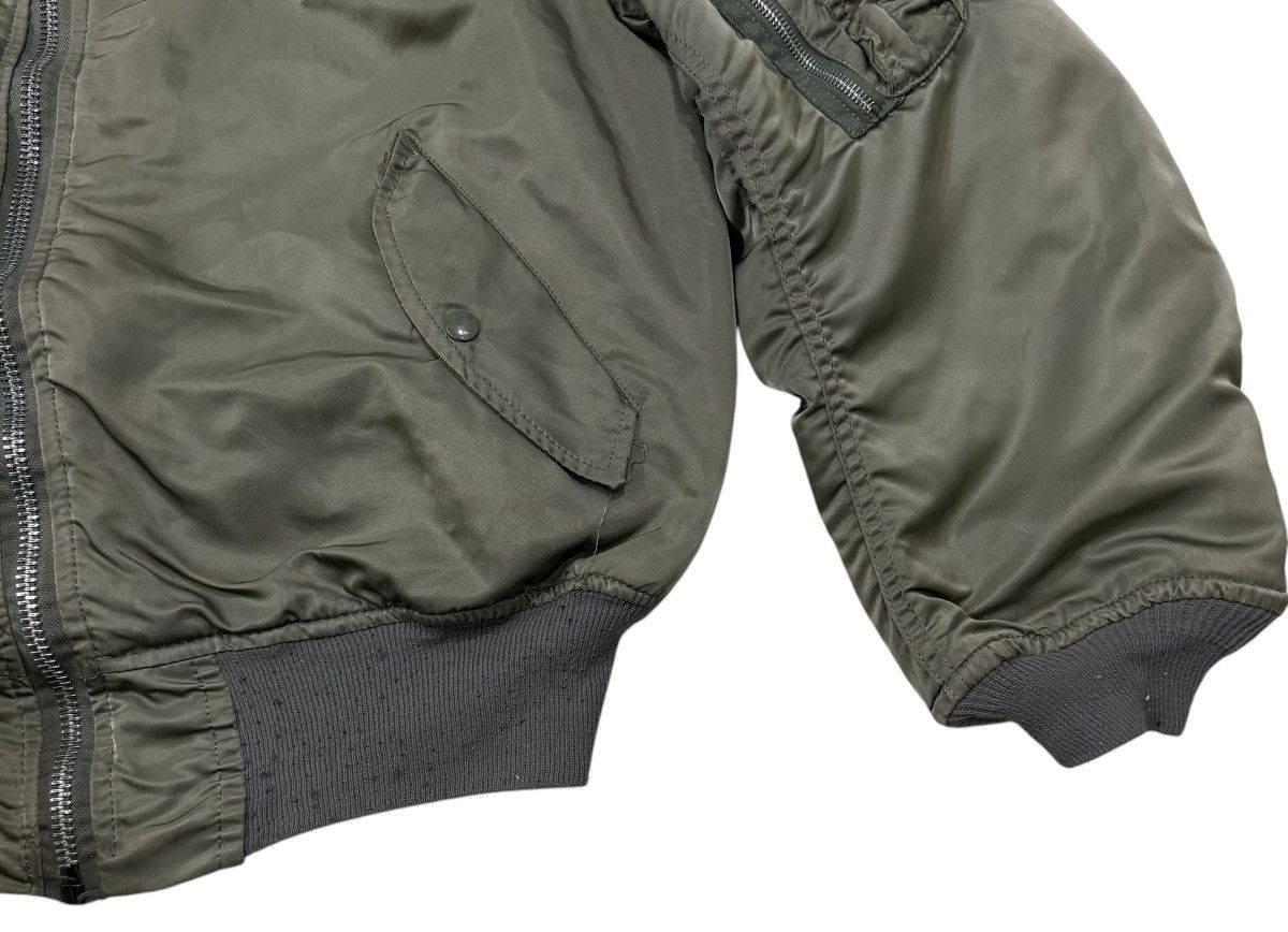 Alpha Industries Vintage Alpha Industries Reversible Bomber Jacket Size US XL / EU 56 / 4 - 3 Thumbnail