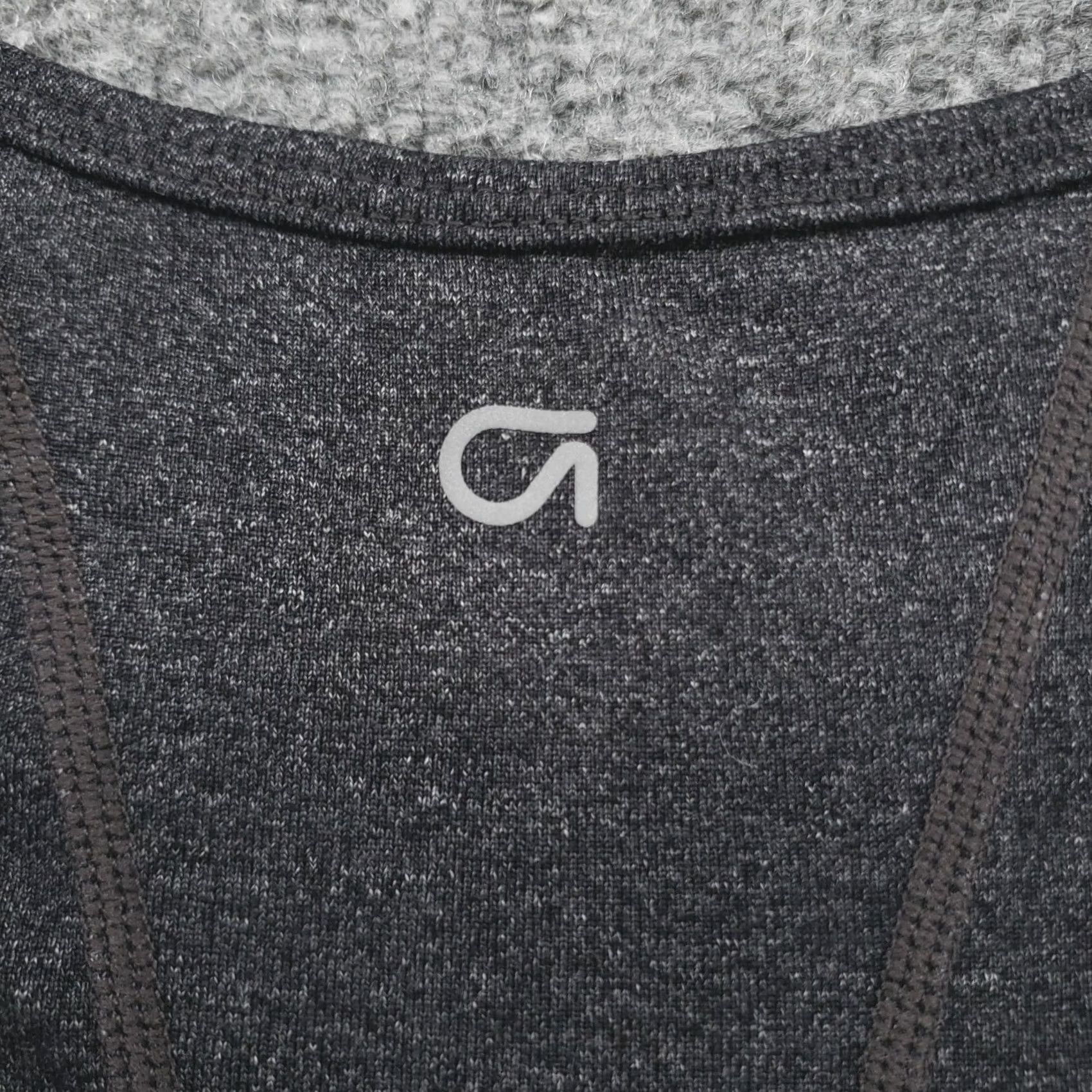 Vintage GapFit Tank Womens S Gray Racerback Scoop Neck Tagless Workout Sportswear Shirt Size ONE SIZE - 6 Thumbnail