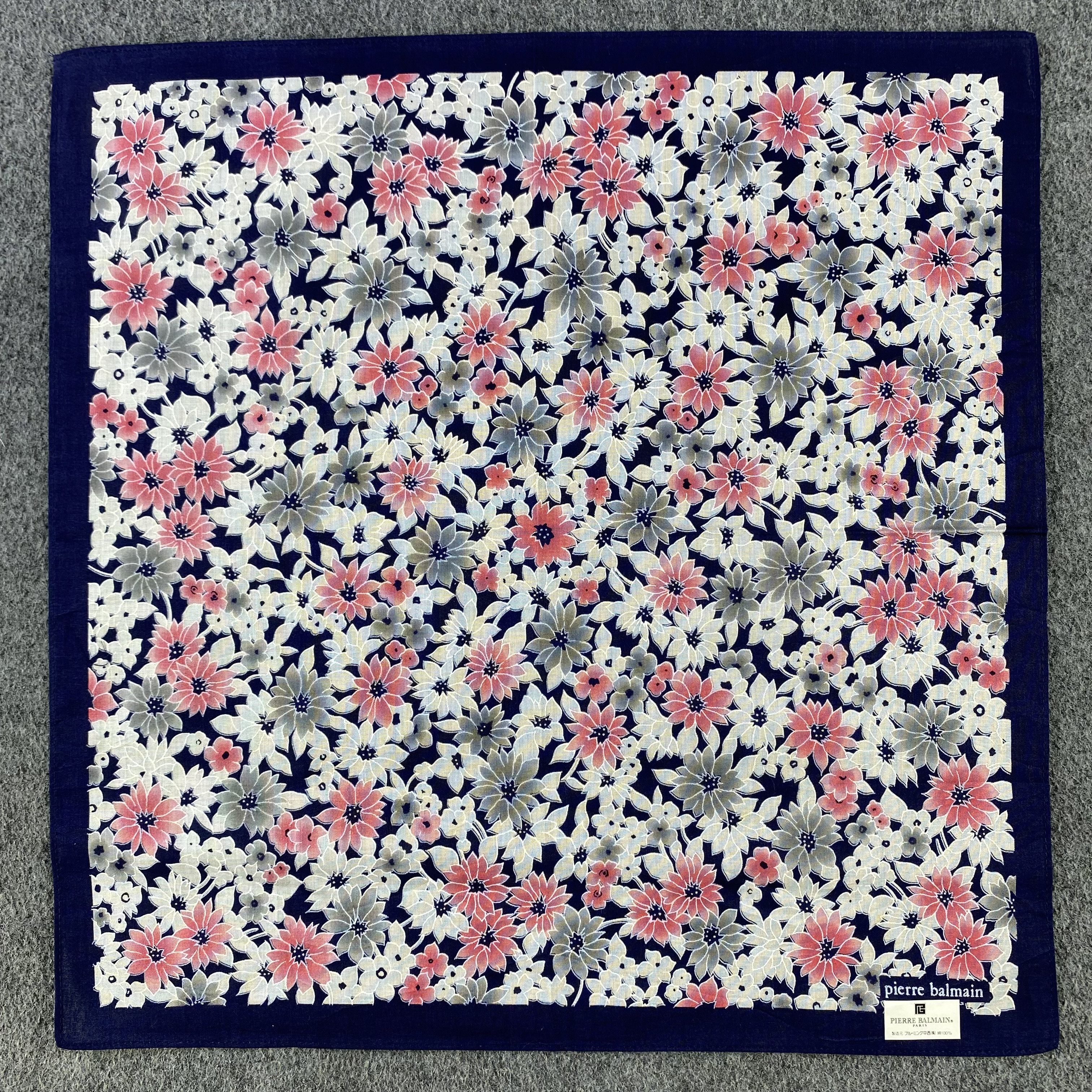 Pierre Balmain Pierre Balmain Handkerchief/Neckerchief/Bandana HC506 Size ONE SIZE - 1 Preview