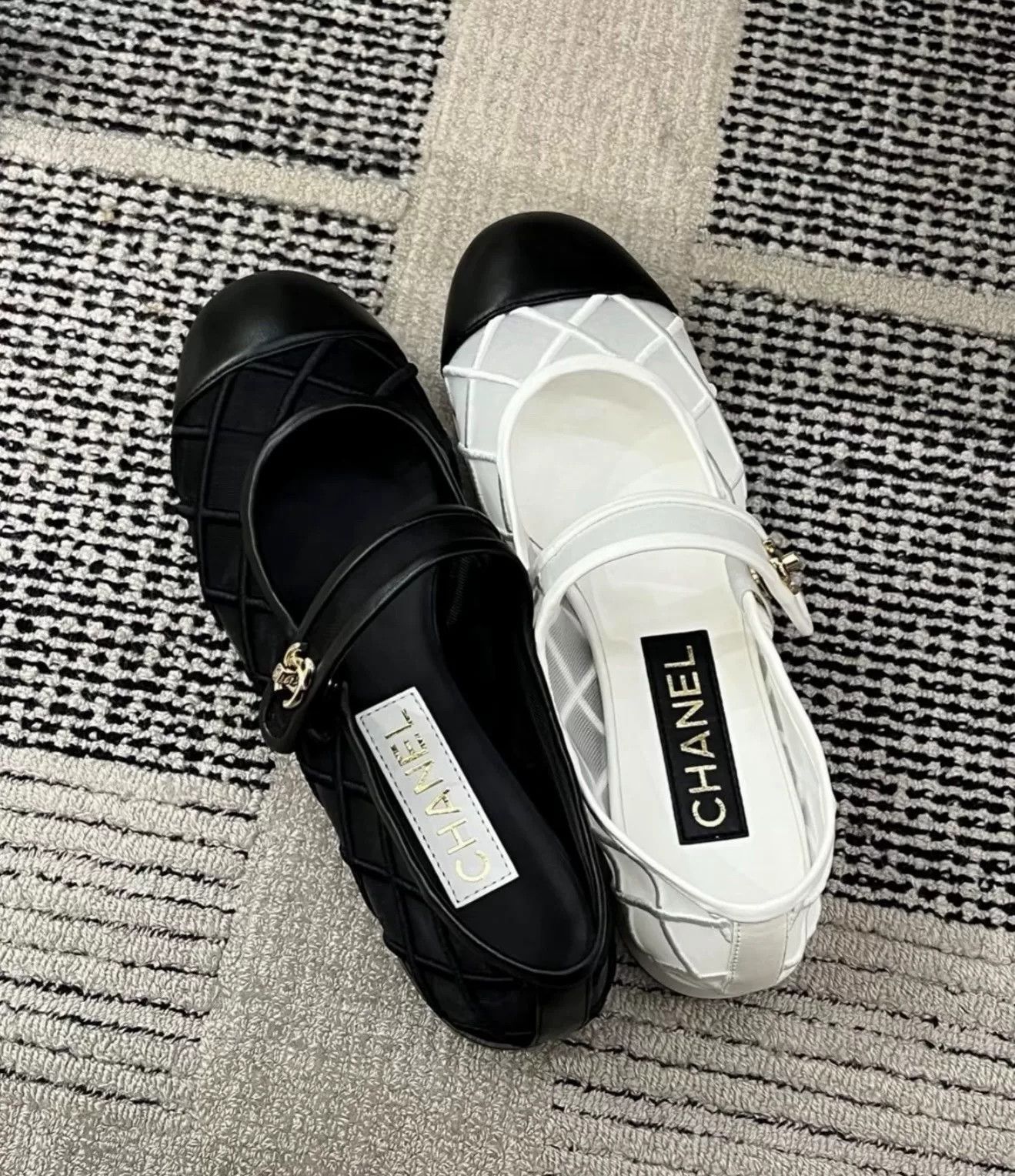 Chanel CHANEL Coco Beach White Mary Jane Shoes Size US 6 / IT 36 - 1 Thumbnail