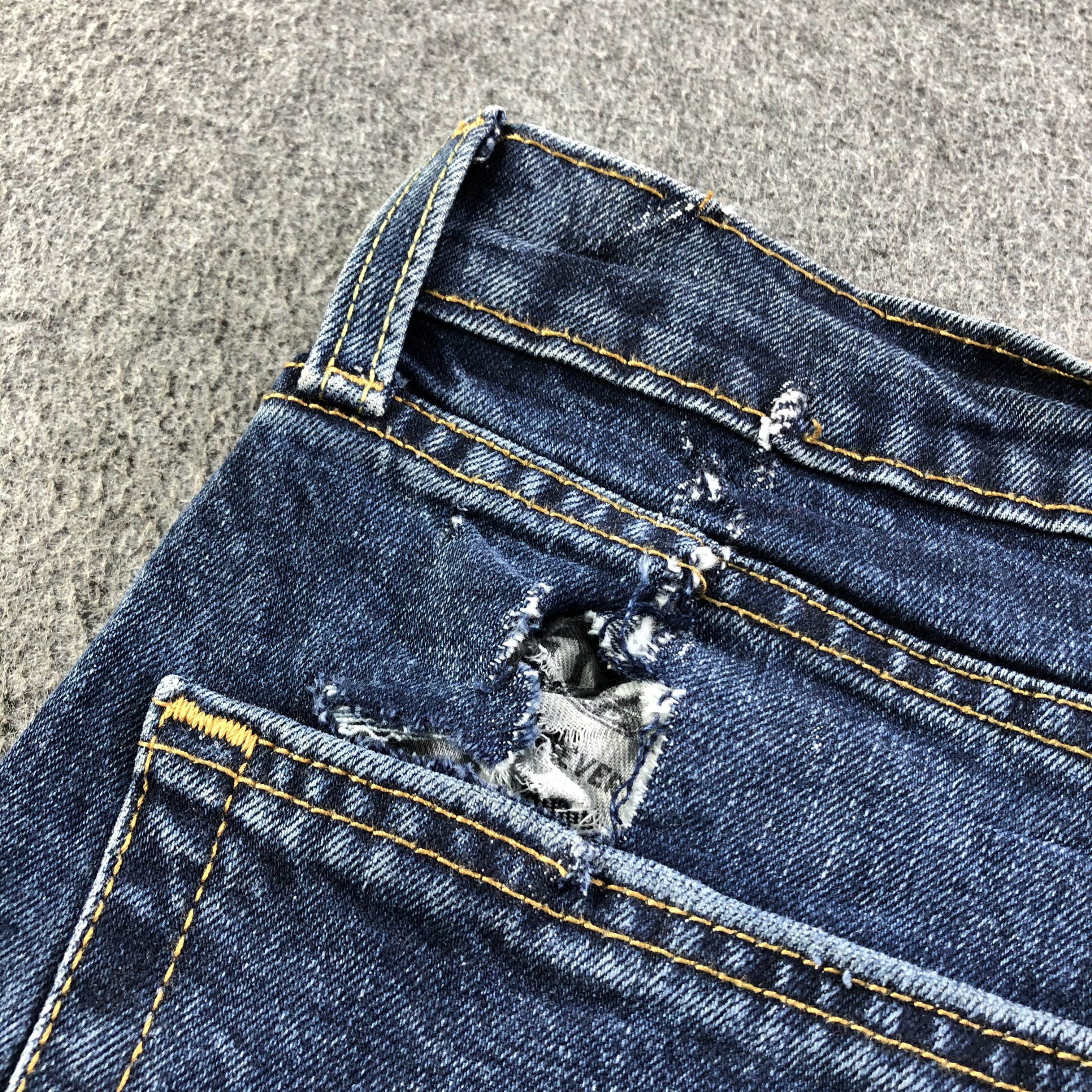 Levi's Vintage Blue Wash Levis 527 Jeans-J3715 Size US 37 - 7 Thumbnail