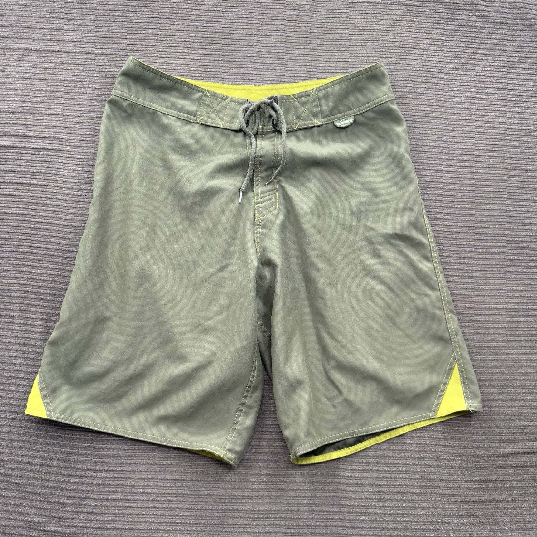 Swims SIMS Board Shorts Men 34 Green Multicolor 100% Polyester 10" Inseam Beach Swim Bottoms Geometric Pattern Size US 34 / EU 50 - 2 Thumbnail