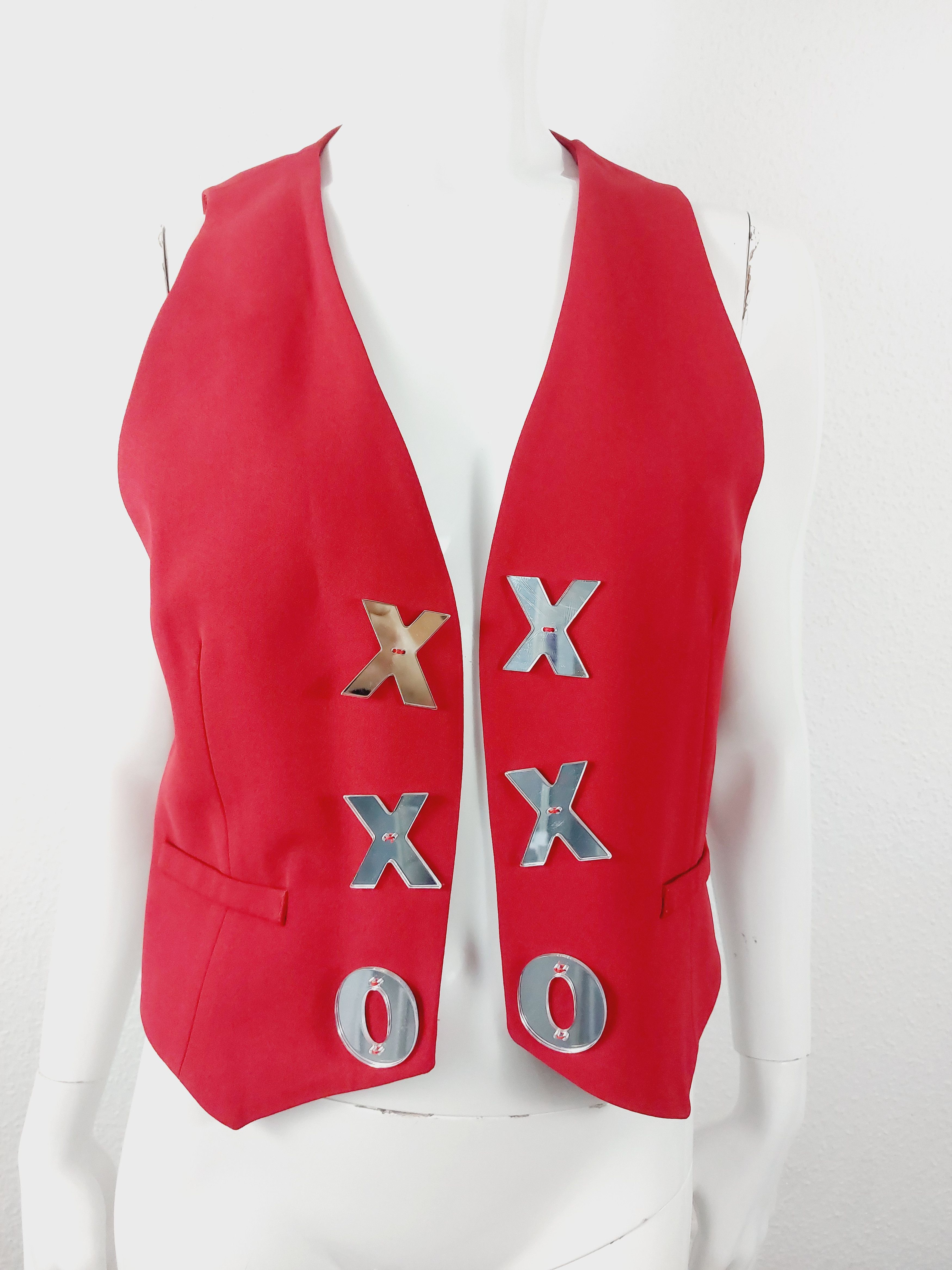 Moschino Moschino Cutout Heart XOXO xo Bella Hadid Vest Size M / US 6-8 / IT 42-44 - 3 Thumbnail