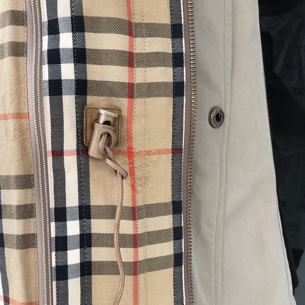 Burberry VTG Burberry London Lined Feathers Novacheck Parka Jacket Size US L / EU 52-54 / 3 - 22 Thumbnail