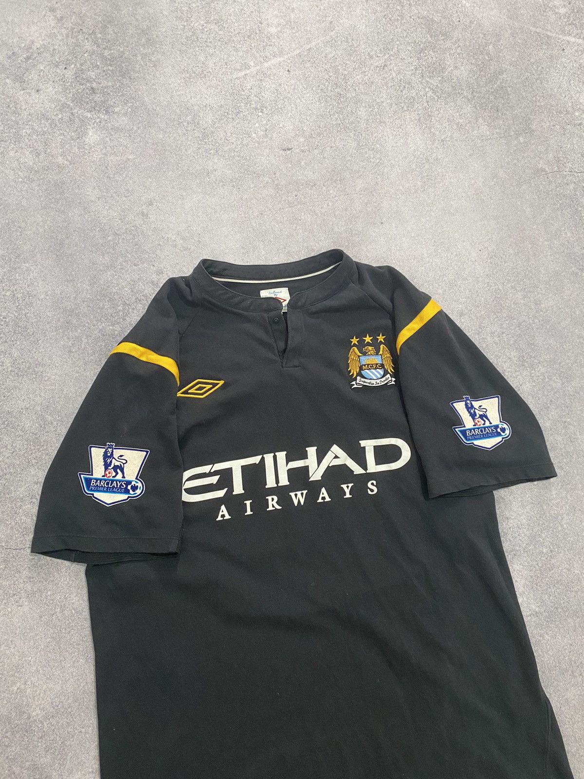 Umbro × Vintage Umbro Manchester City 2009/10 Away Shirt Soccer Jersey Size US XL / EU 56 / 4 - 2 Thumbnail