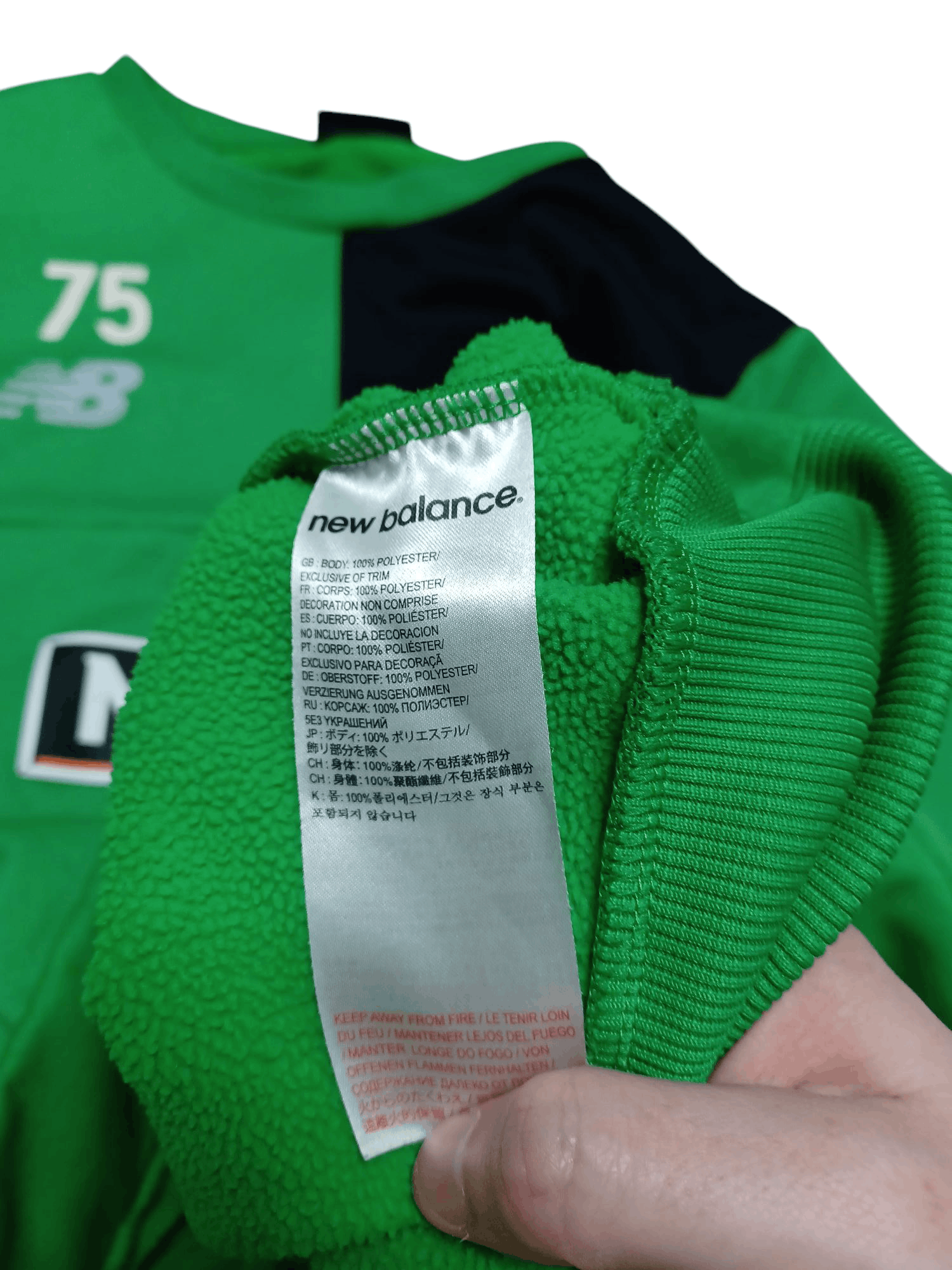 New Balance CELTIC GLASGOW NEW BALANCE TRAINING SOCCER SWEATSHIRT Size US L / EU 52-54 / 3 - 6 Thumbnail