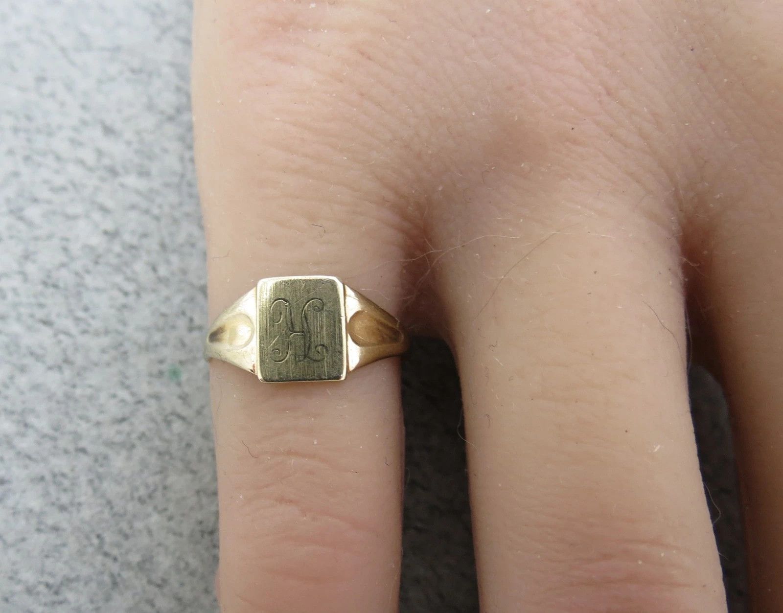 Jewelry Vintage 10k Yellow Gold Signet Ring Size 4.5 Monogram Size ONE SIZE - 4 Thumbnail