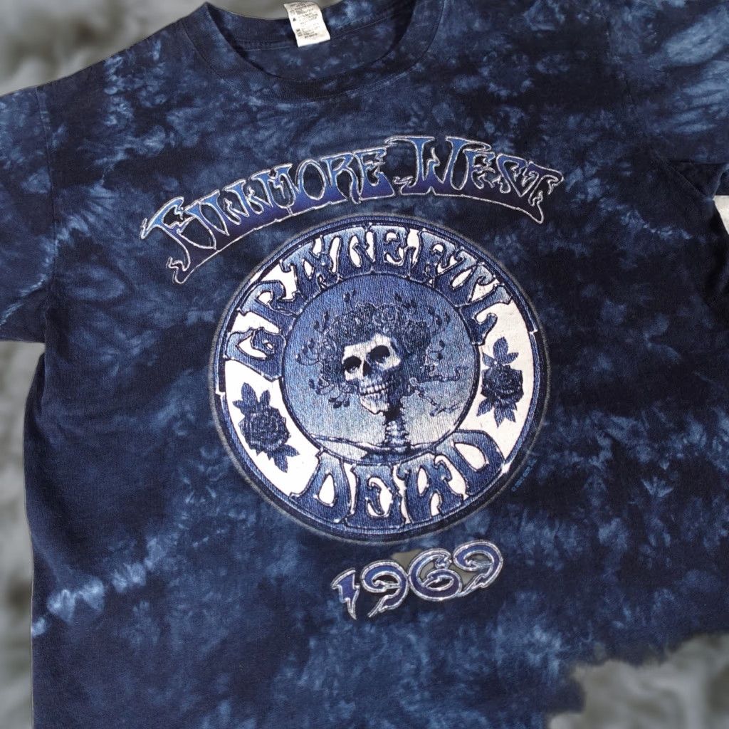 Vintage Vintage Grateful Dead T-Shirt Men S Blue Tie Dye Cropped Fit 2000s Music Band Shirt Size US S / EU 44-46 / 1 - 1 Thumbnail