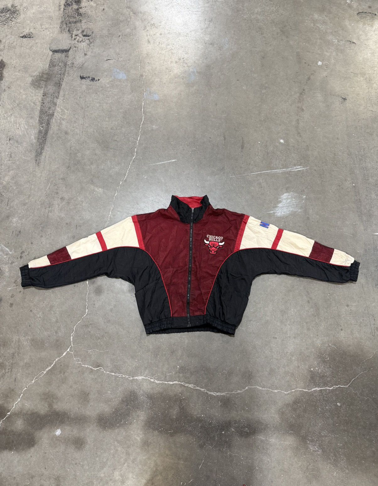 Vintage Vintage Bulls Mesh Jacket Size US M / EU 48-50 / 2 - 1 Thumbnail