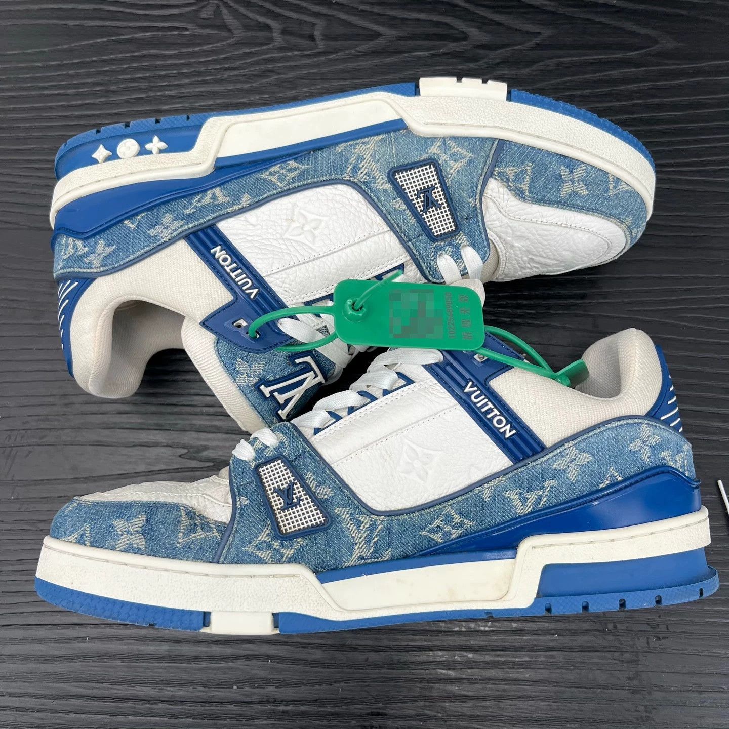 Louis Vuitton LV Trainer White Blue Denim 9.5/43.5 Size US 10.5 / EU 43-44 - 2 Thumbnail